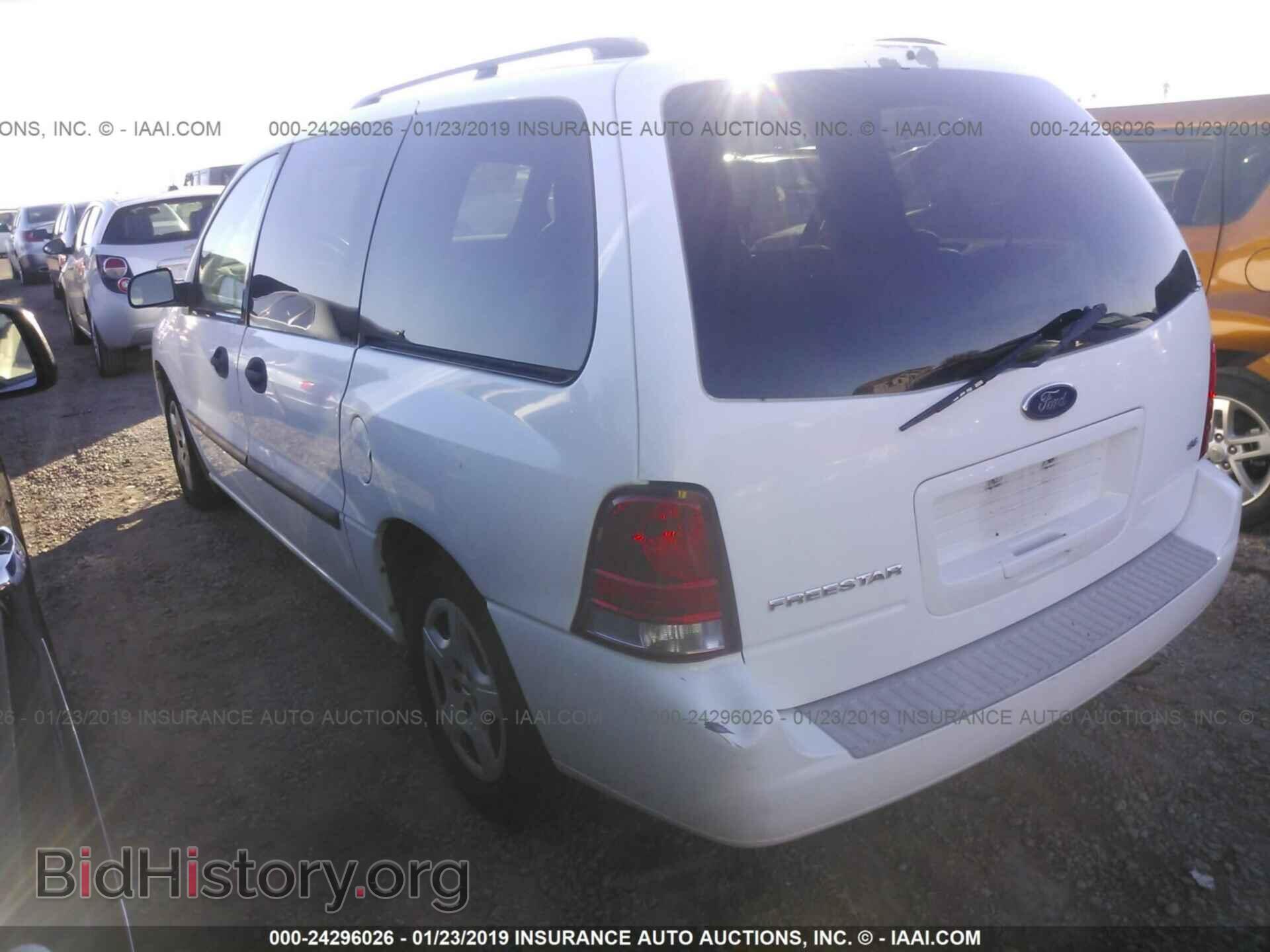 2004 FORD FREESTAR - VIN: 2FMZA51664BA32262 - Фото 3