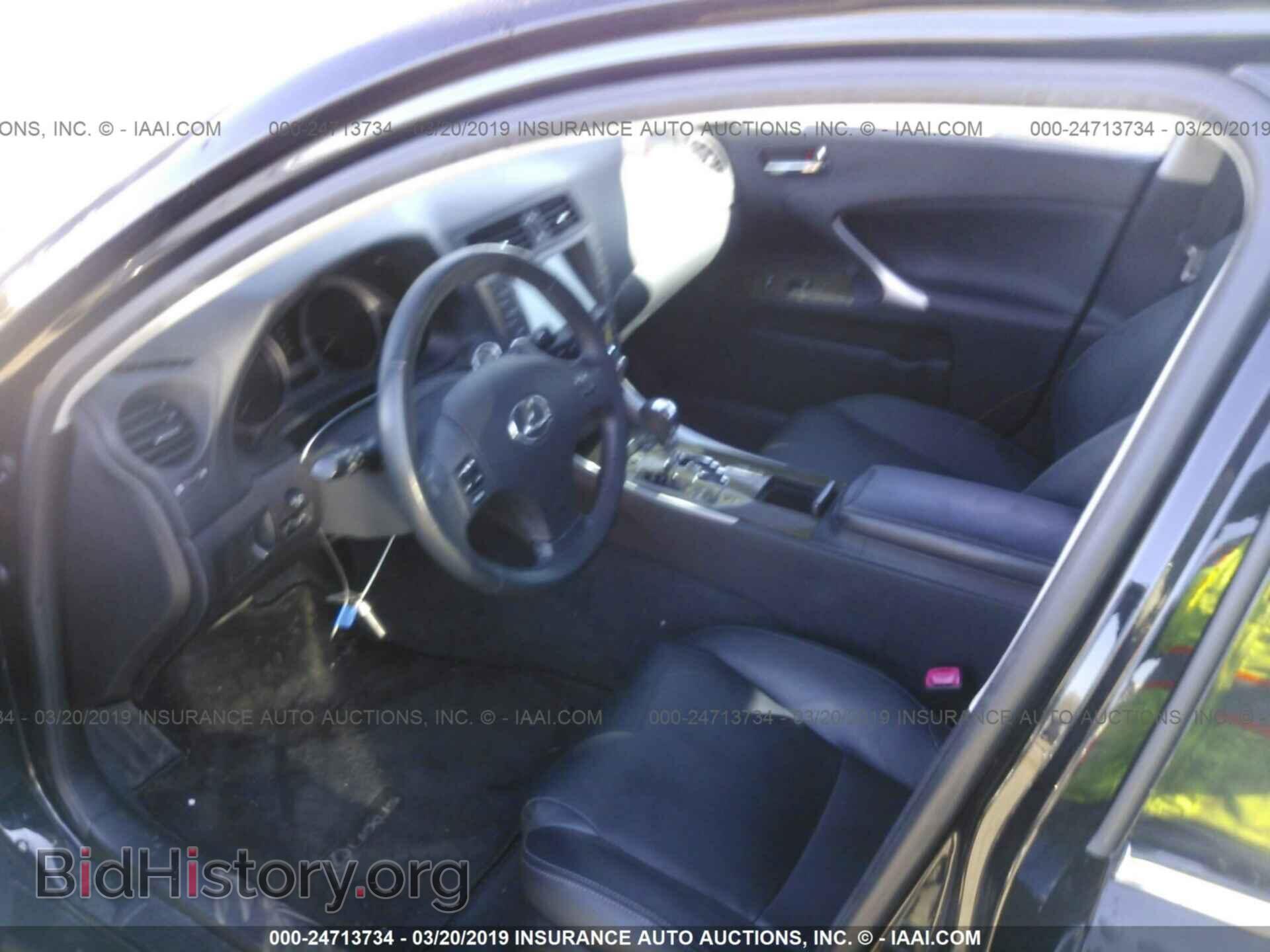 2010 LEXUS IS - VIN: JTHBF5C29A5117984 - Photo 5