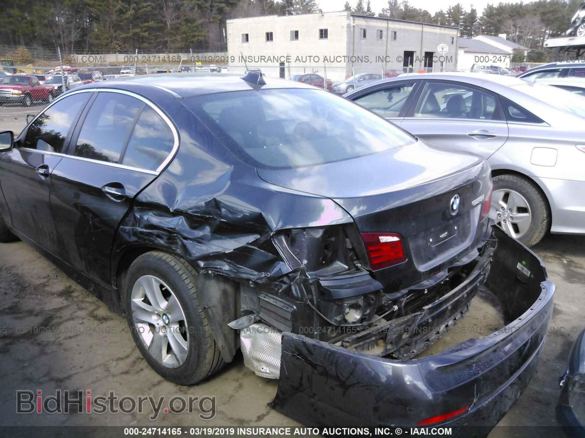 2012 BMW 528 - VIN: WBAXH5C57CDW03999 - Фото 3