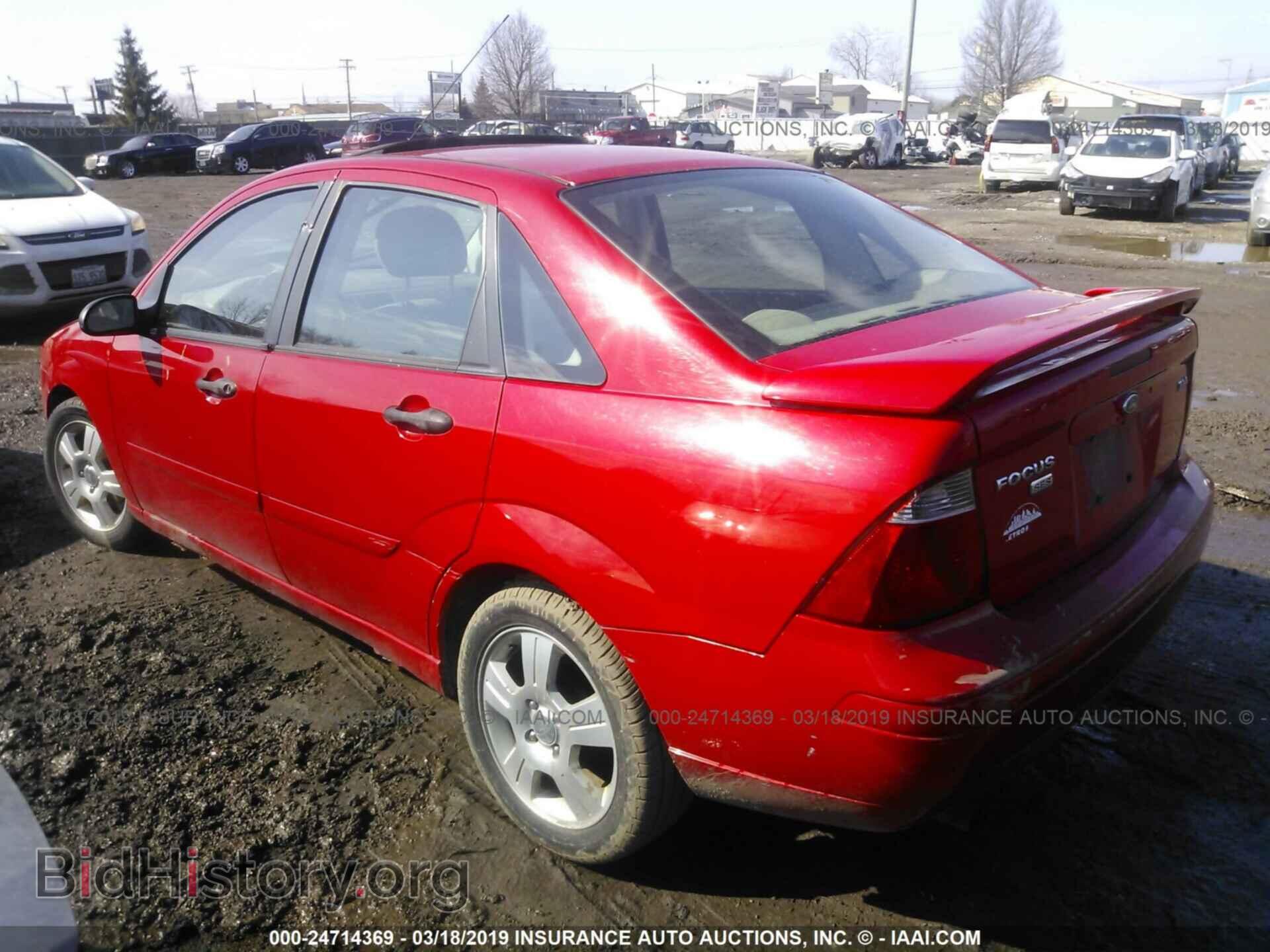 2005 FORD FOCUS - VIN: 1FAFP34N05W120582 - Фото 3