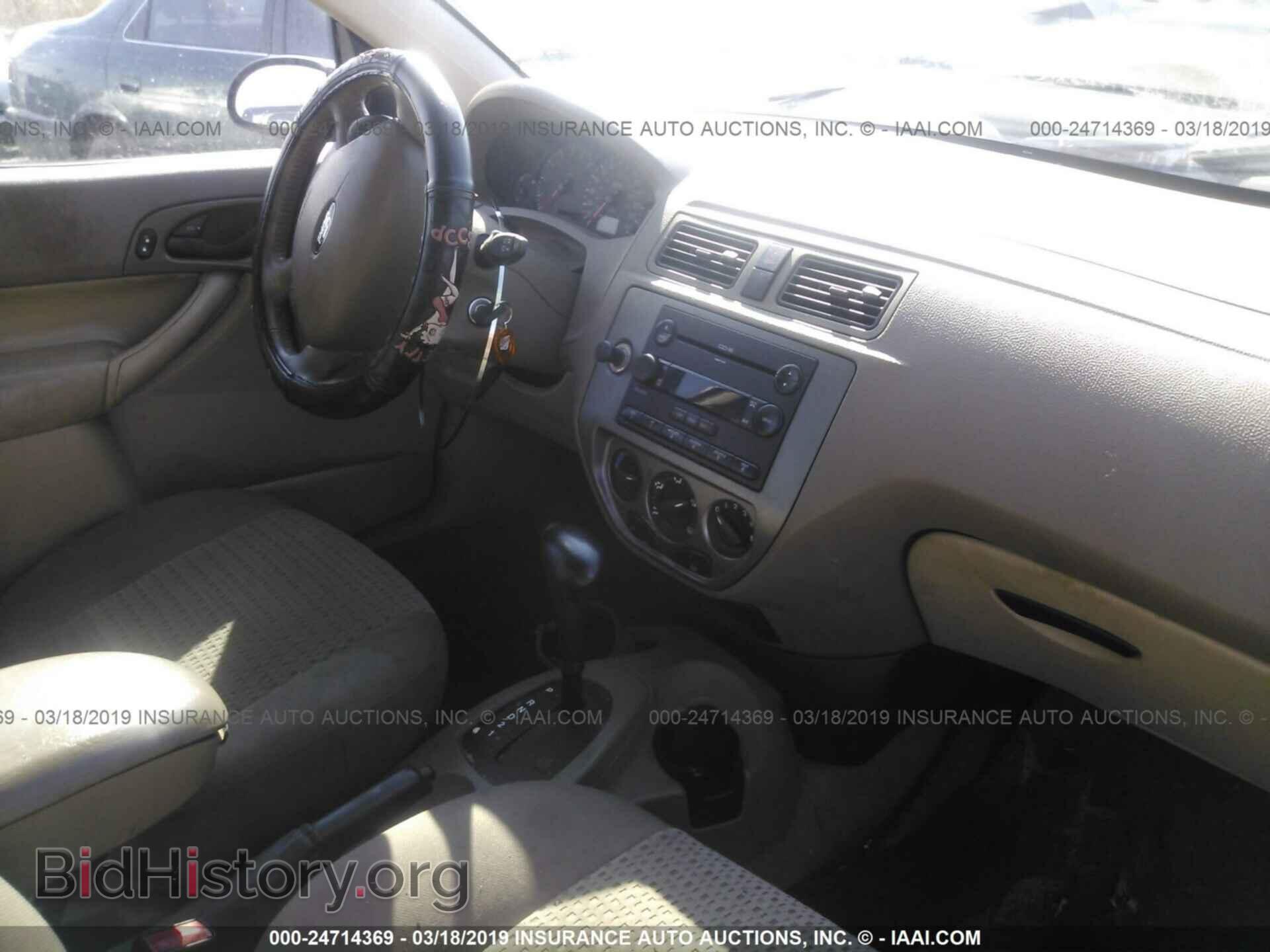 2005 FORD FOCUS - VIN: 1FAFP34N05W120582 - Фото 5