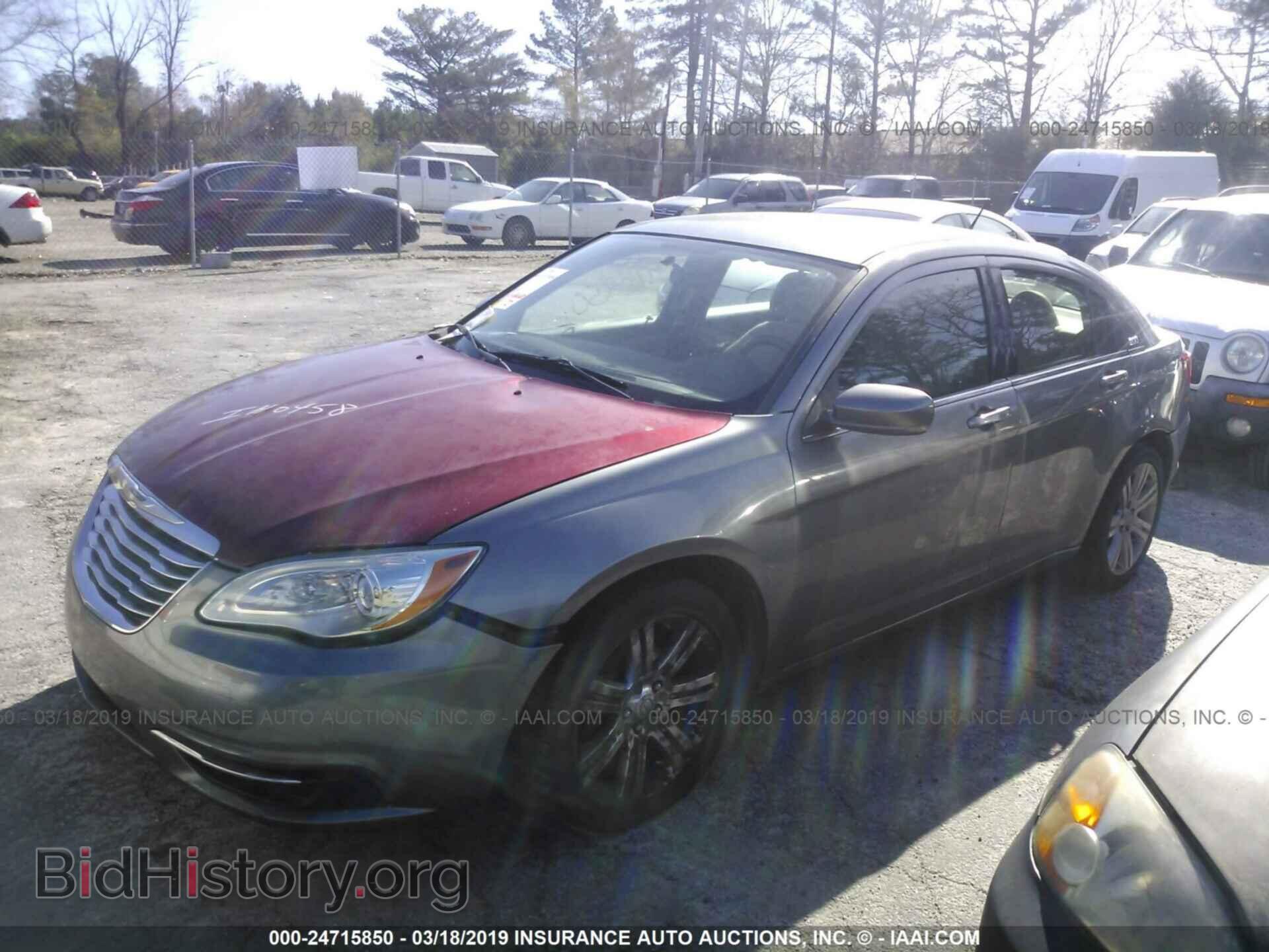 2012 CHRYSLER 200 - VIN: 1C3CCBBB4CN267670 - Фото 2