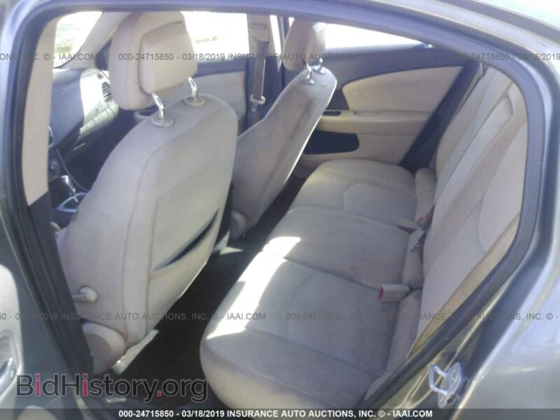 2012 Chrysler 200 (VIN 1C3CCBBB4CN267670) — photo 8 of 10