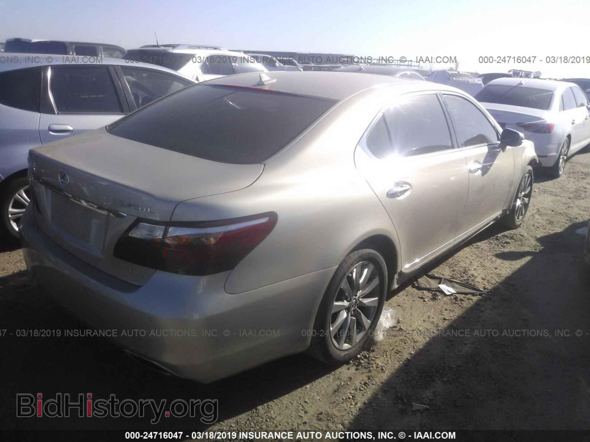 2010 LEXUS LS - VIN: JTHDL5EF7A5001989 - Фото 3