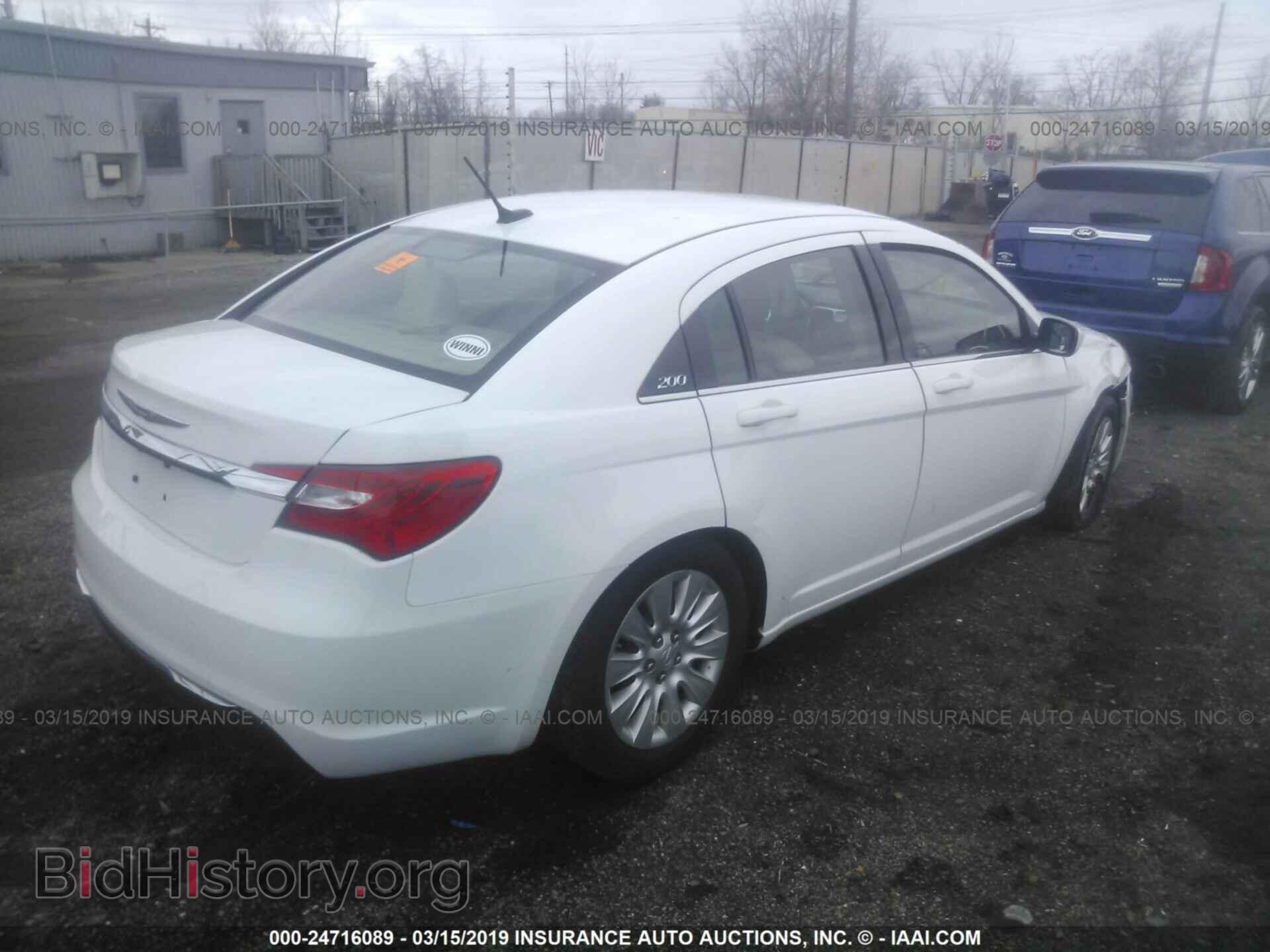 2011 CHRYSLER 200 - VIN: 1C3BC4FB6BN619700 - Фото 4