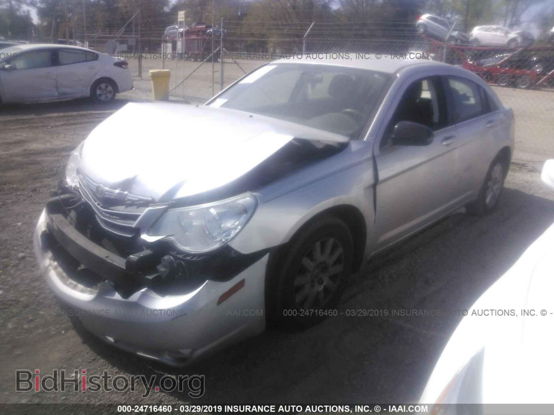 2010 CHRYSLER SEBRING - VIN: 1C3CC4FB1AN214069 - Фото 2