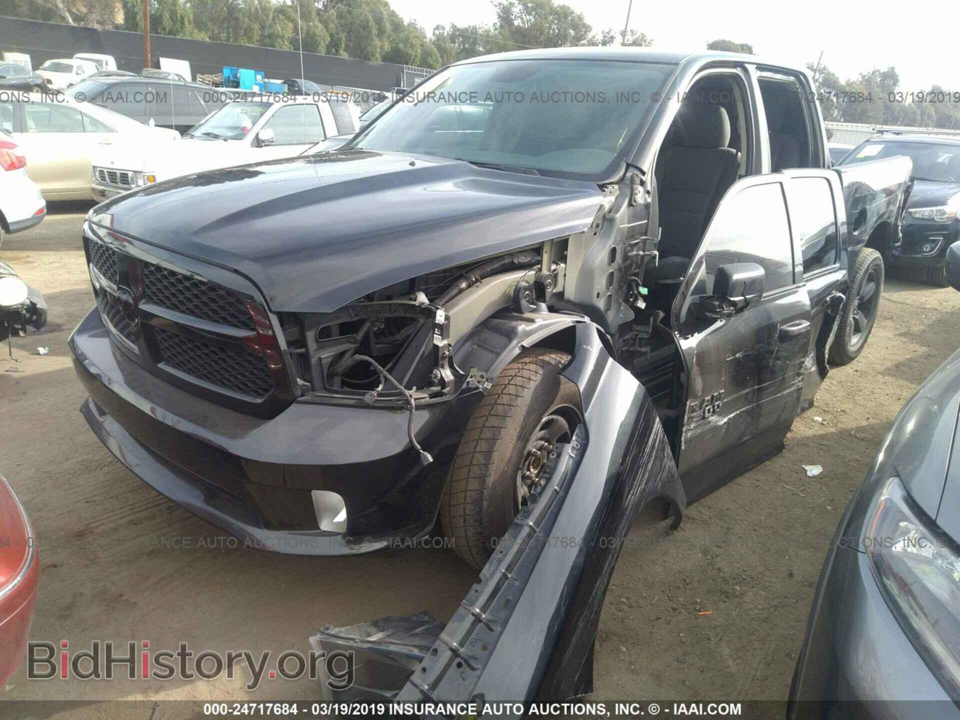 2017 RAM 1500 - VIN: 1C6RR6FG7HS585378 - Фото 2