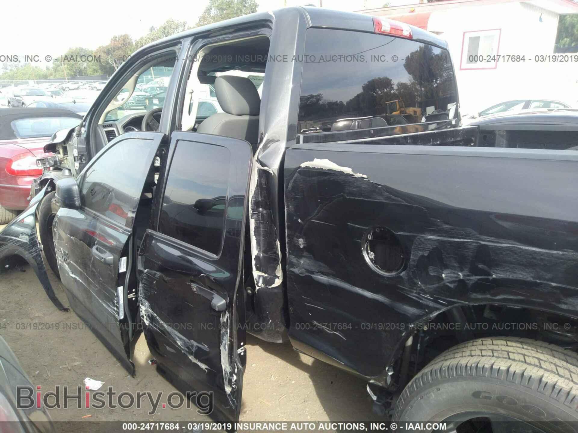 2017 RAM 1500 - VIN: 1C6RR6FG7HS585378 - Фото 6