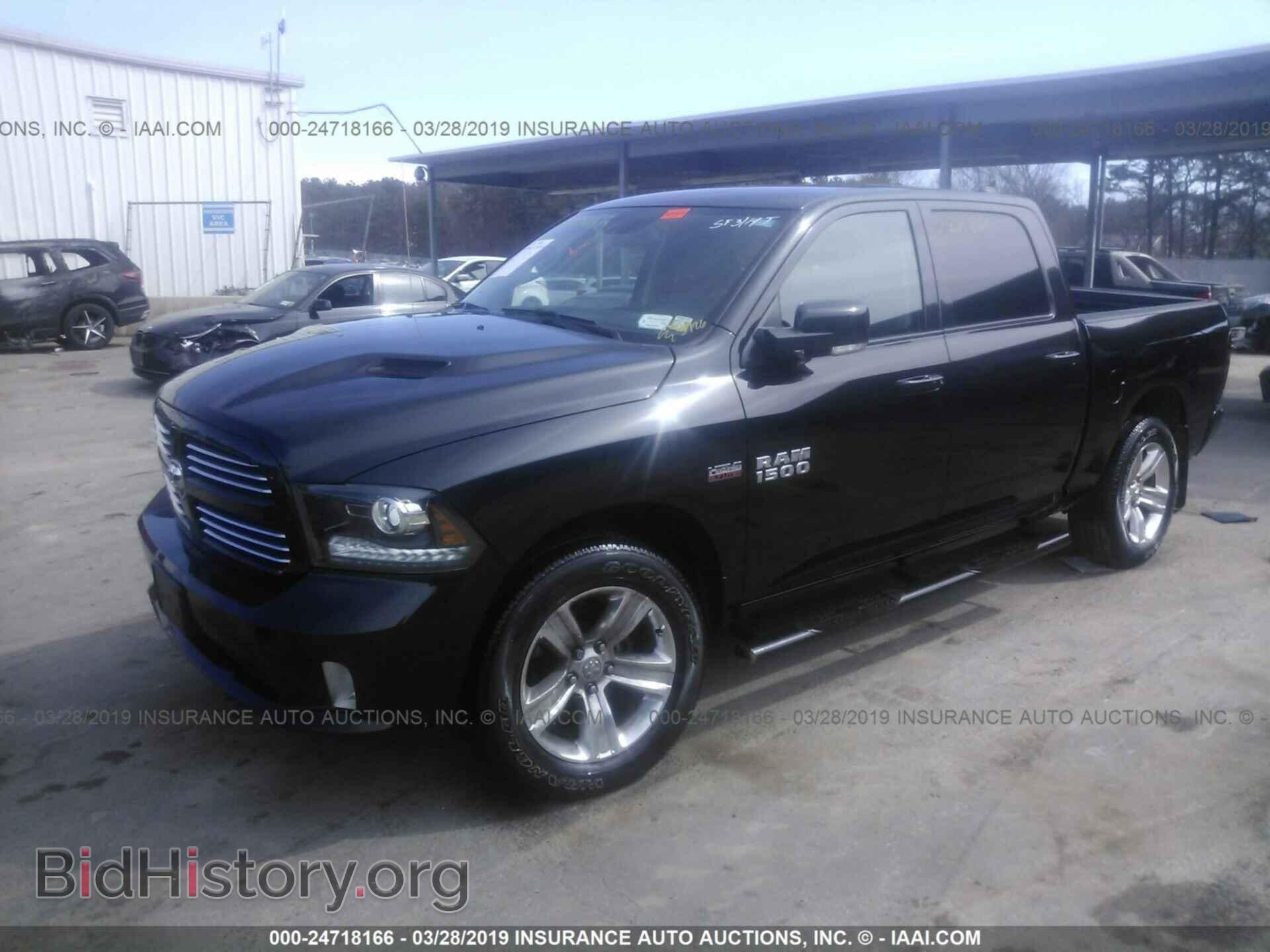 2017 RAM 1500 - VIN: 1C6RR7MT1HS743929 - Фото 2