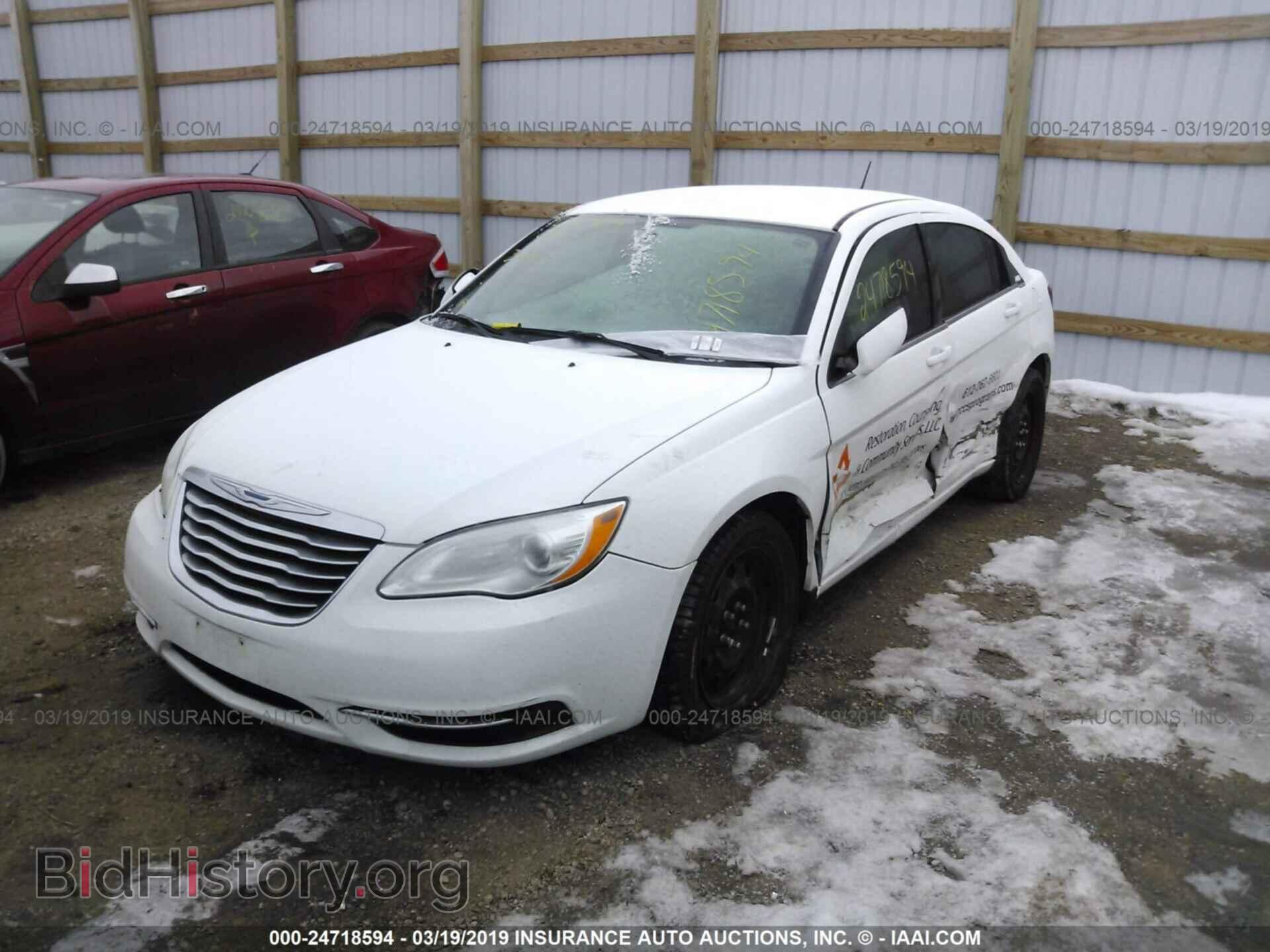 2014 CHRYSLER 200 - VIN: 1C3CCBAB4EN146254 - Фото 2