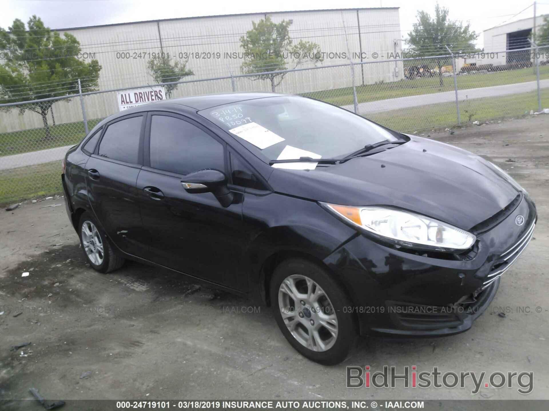 Photo 3FADP4BJ2FM211318 - FORD FIESTA 2015