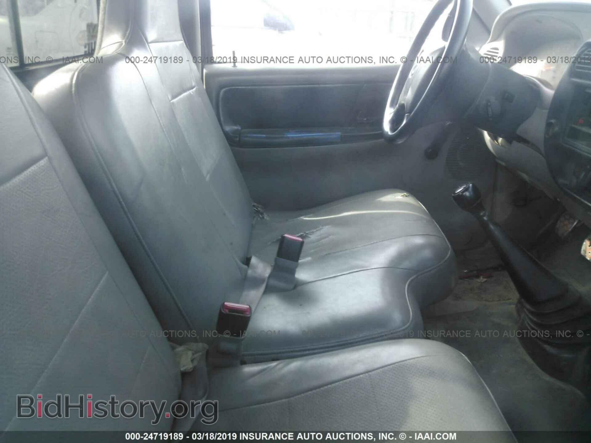 2001 MAZDA B2500 - VIN: 4F4YR12C81TM11000 - Фото 5
