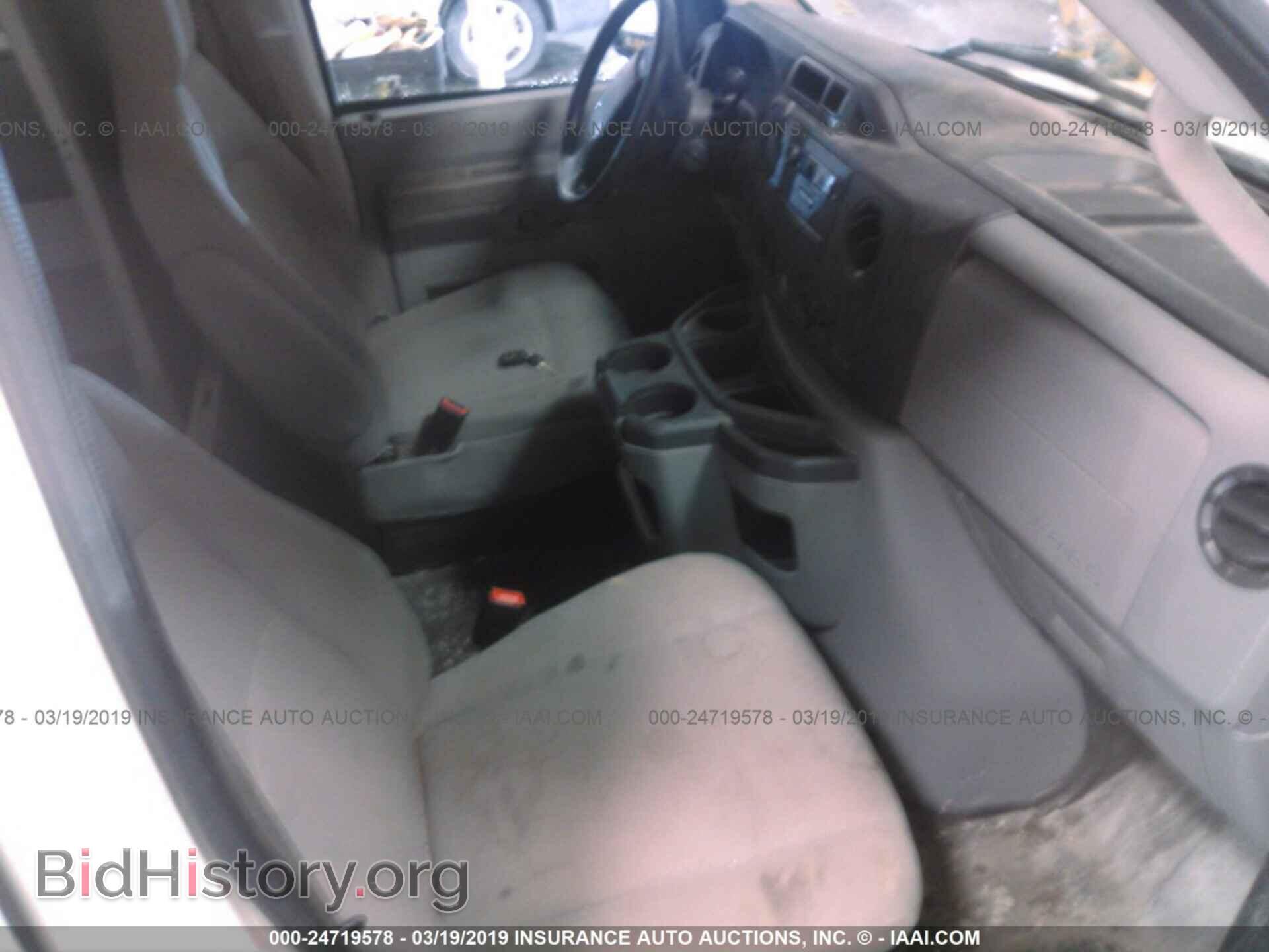 2010 FORD ECONOLINE - VIN: 1FTNE2EWXADA28267 - Фото 5