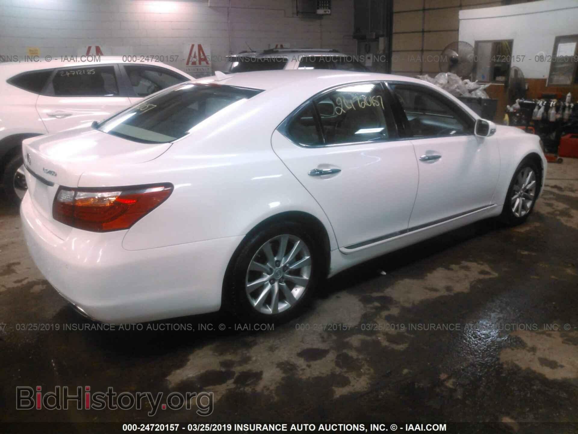 2011 LEXUS LS - VIN: JTHCL5EF2B5009592 - Фото 4