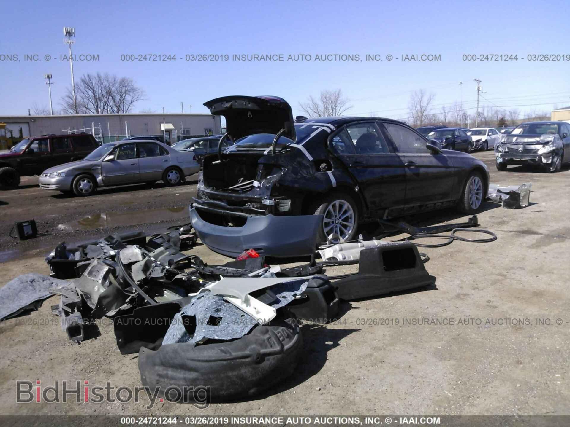 2016 BMW 320 - VIN: WBA8A3C59GK690965 - Photo 4