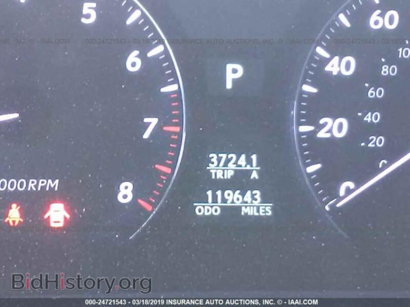 2011 Lexus LS (VIN JTHCL5EF1B5012063) — photo 7 of 10