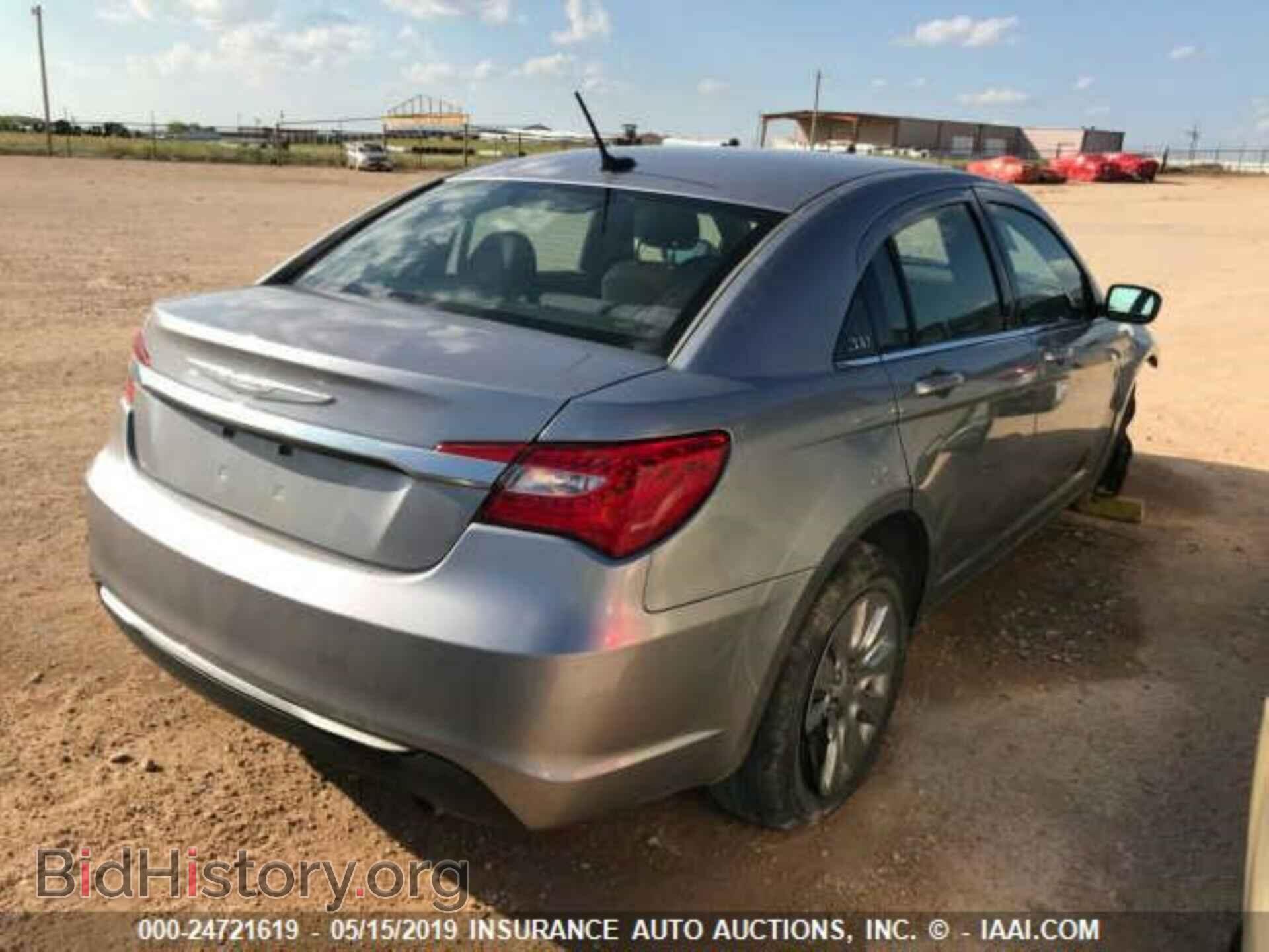 2013 CHRYSLER 200 - VIN: 1C3CCBAB3DN622640 - Photo 4