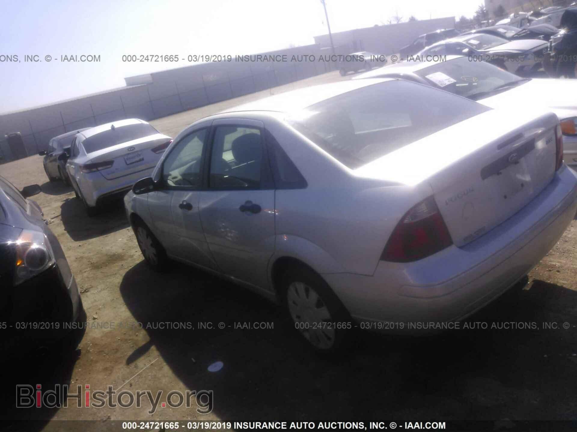 2006 FORD FOCUS - VIN: 1FAFP34N86W217479 - Фото 3