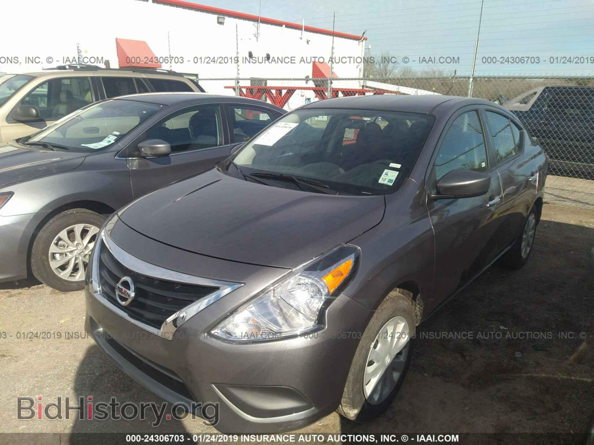 2019 NISSAN VERSA - VIN: 3N1CN7AP3KL815353 - Фото 2
