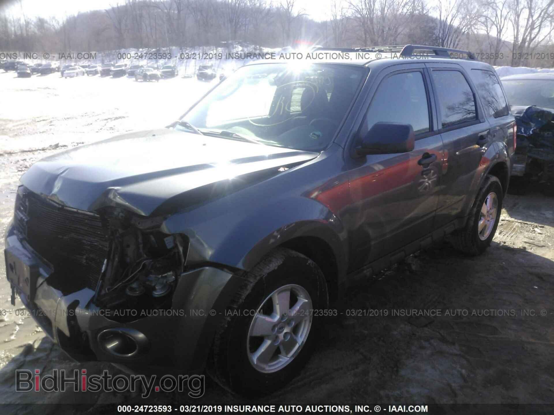 2011 FORD ESCAPE - VIN: 1FMCU9DG3BKB18012 - Фото 2