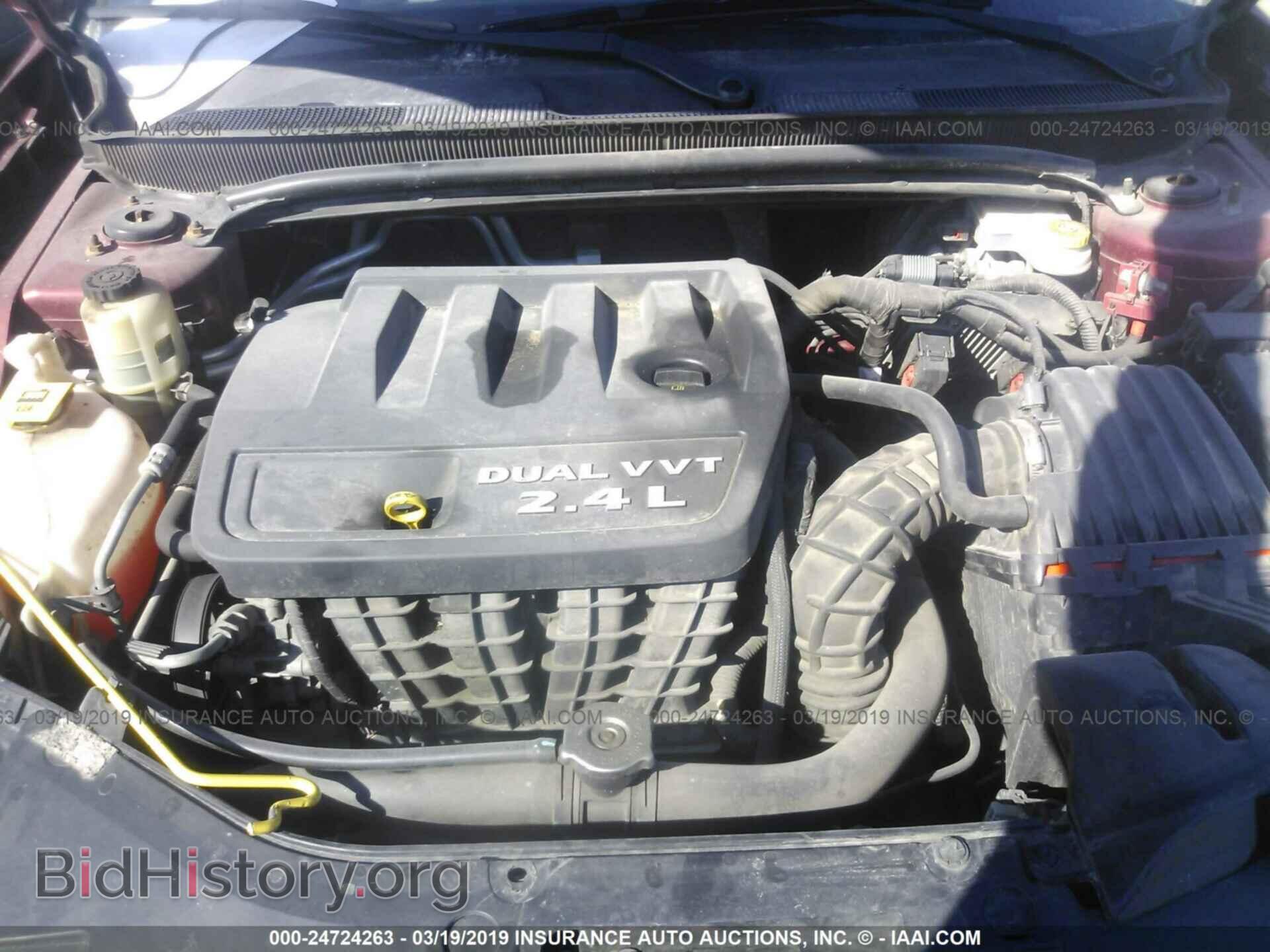 2011 CHRYSLER 200 - VIN: 1C3BC2FB2BN580494 - Photo 10