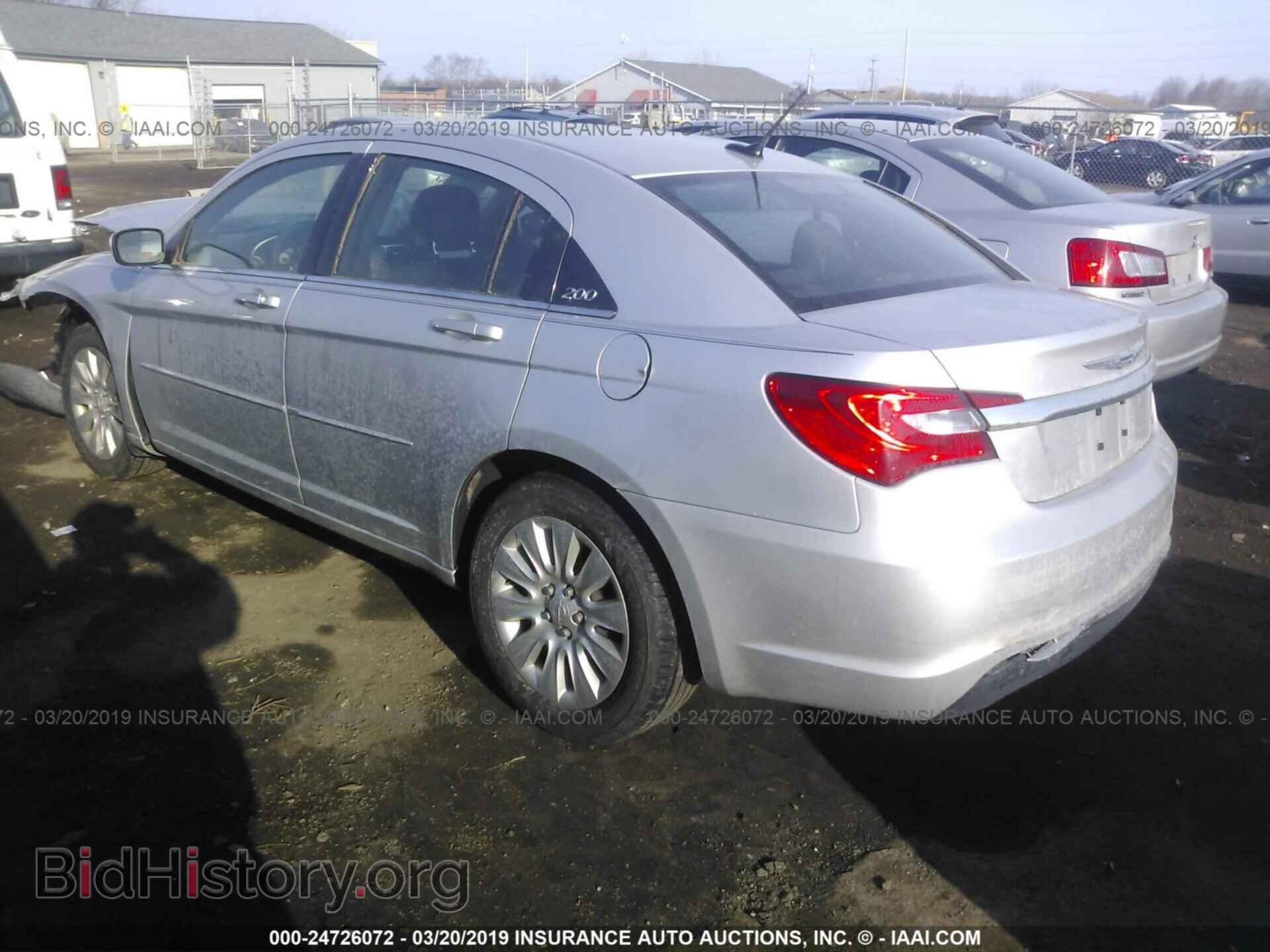 2011 CHRYSLER 200 - VIN: 1C3BC4FB7BN557885 - Photo 3