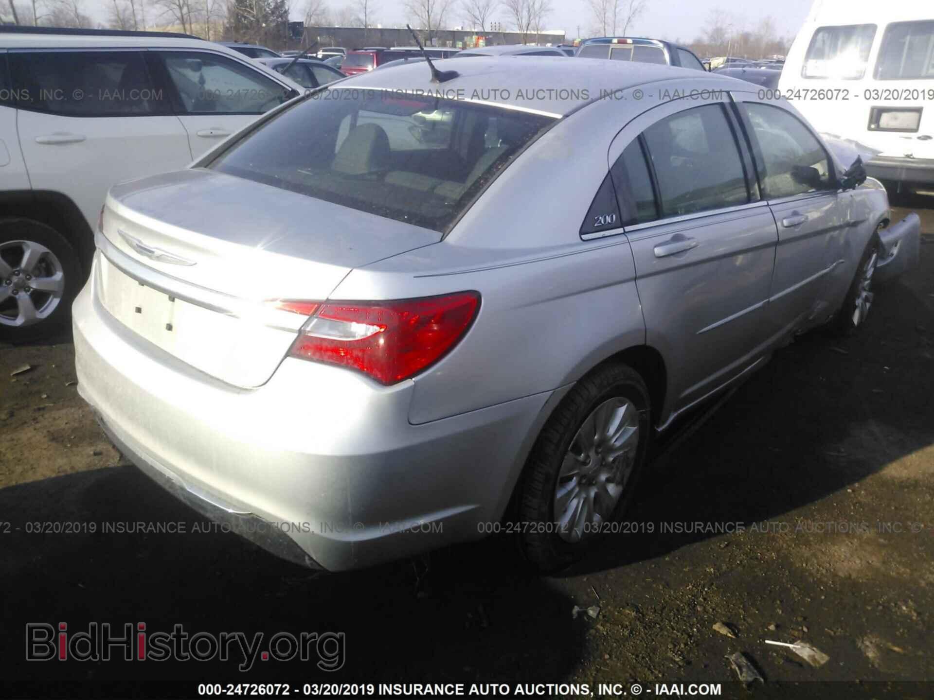2011 CHRYSLER 200 - VIN: 1C3BC4FB7BN557885 - Photo 4