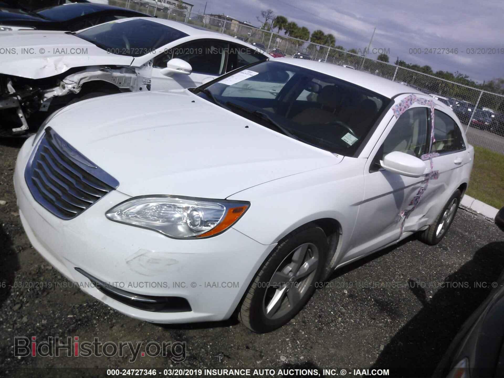 2012 CHRYSLER 200 - VIN: 1C3CCBBB5CN107104 - Фото 2