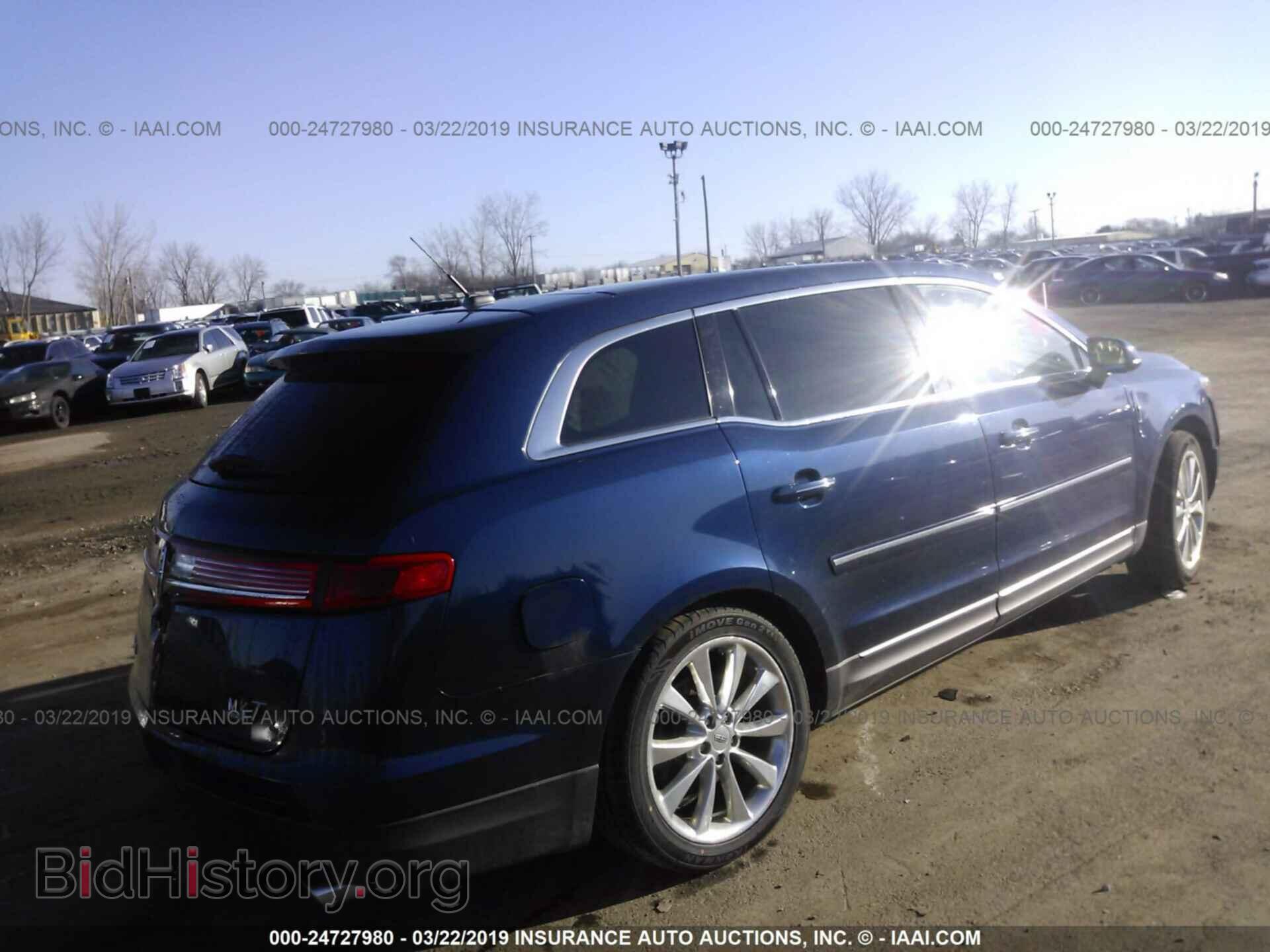 2012 LINCOLN MKT - VIN: 2LMHJ5AT0CBL51113 - Photo 4