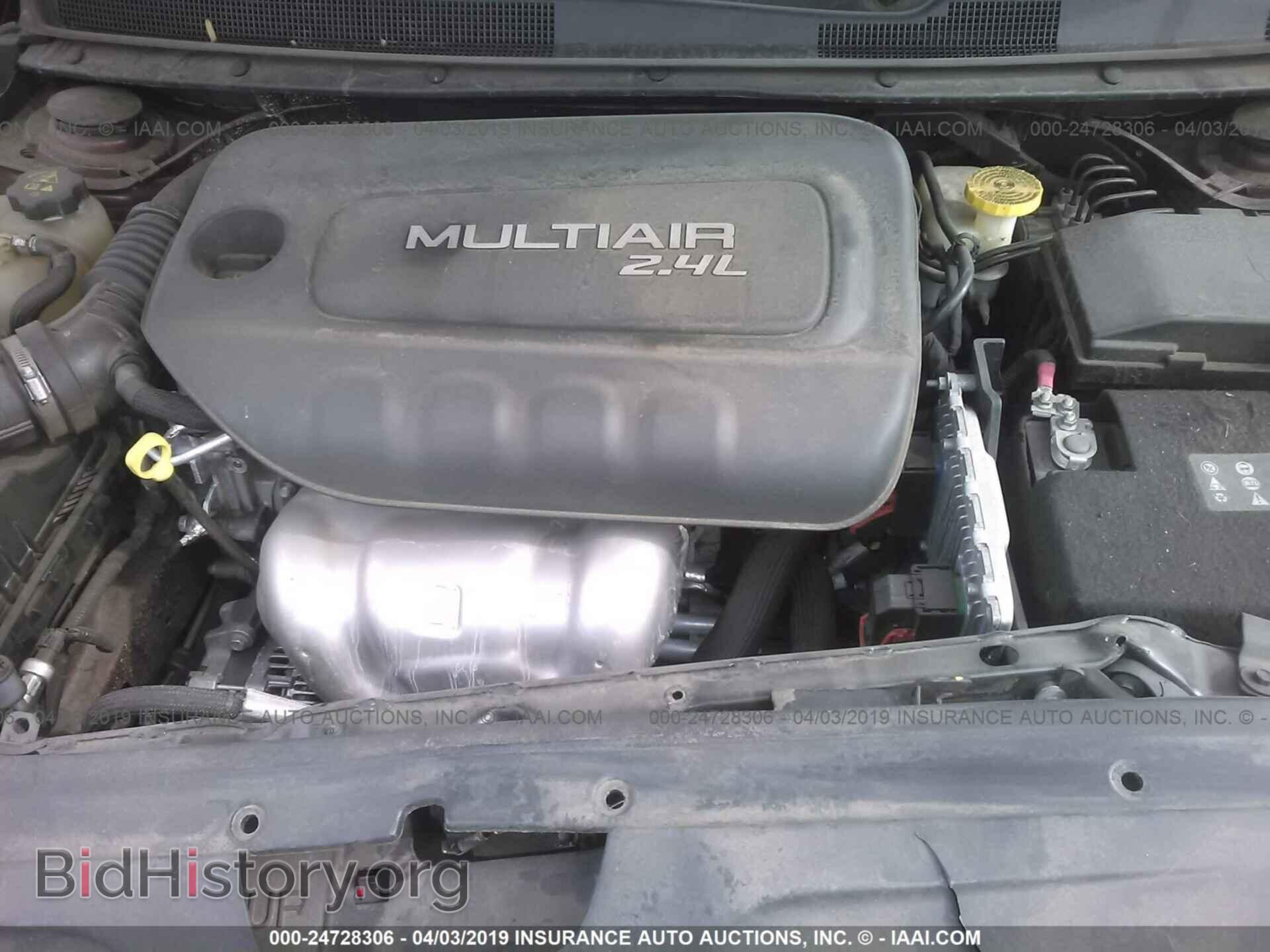 2016 CHRYSLER 200 - VIN: 1C3CCCAB1GN159519 - Photo 10