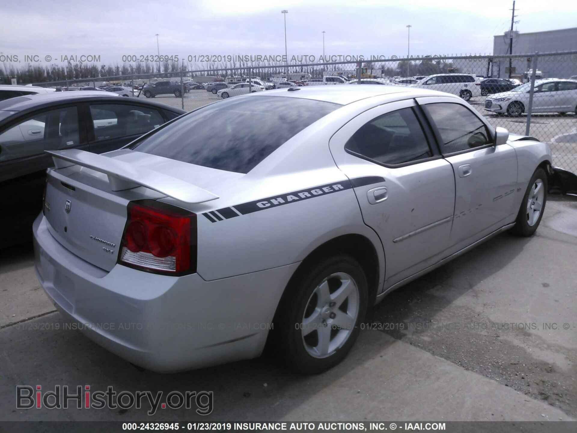 2010 DODGE CHARGER - VIN: 2B3CA3CVXAH291088 - Фото 4