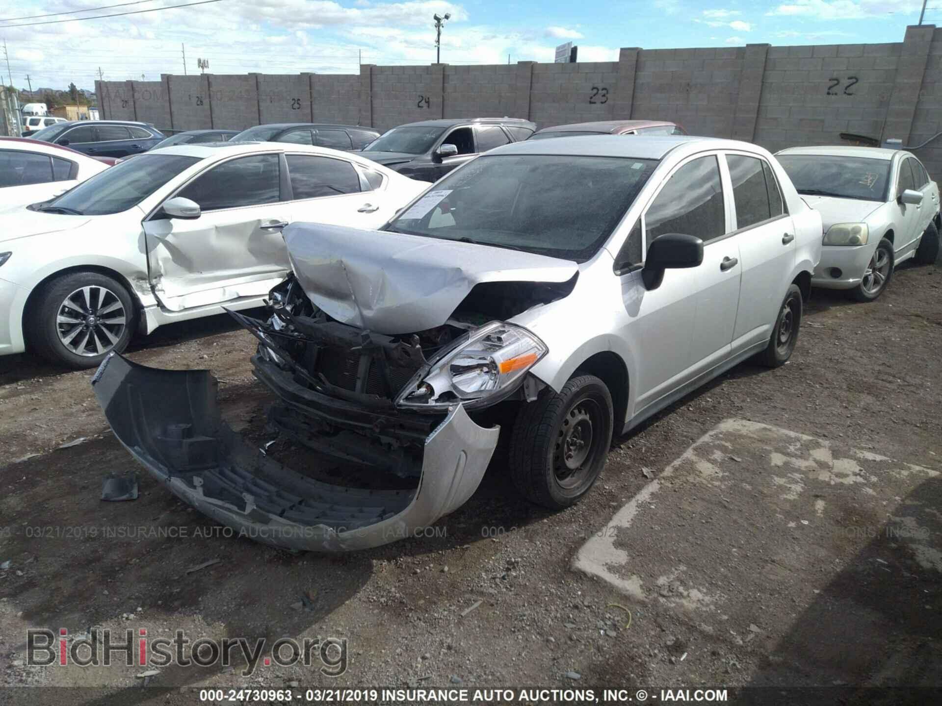 2009 NISSAN VERSA - VIN: 3N1CC11E69L483484 - Фото 2