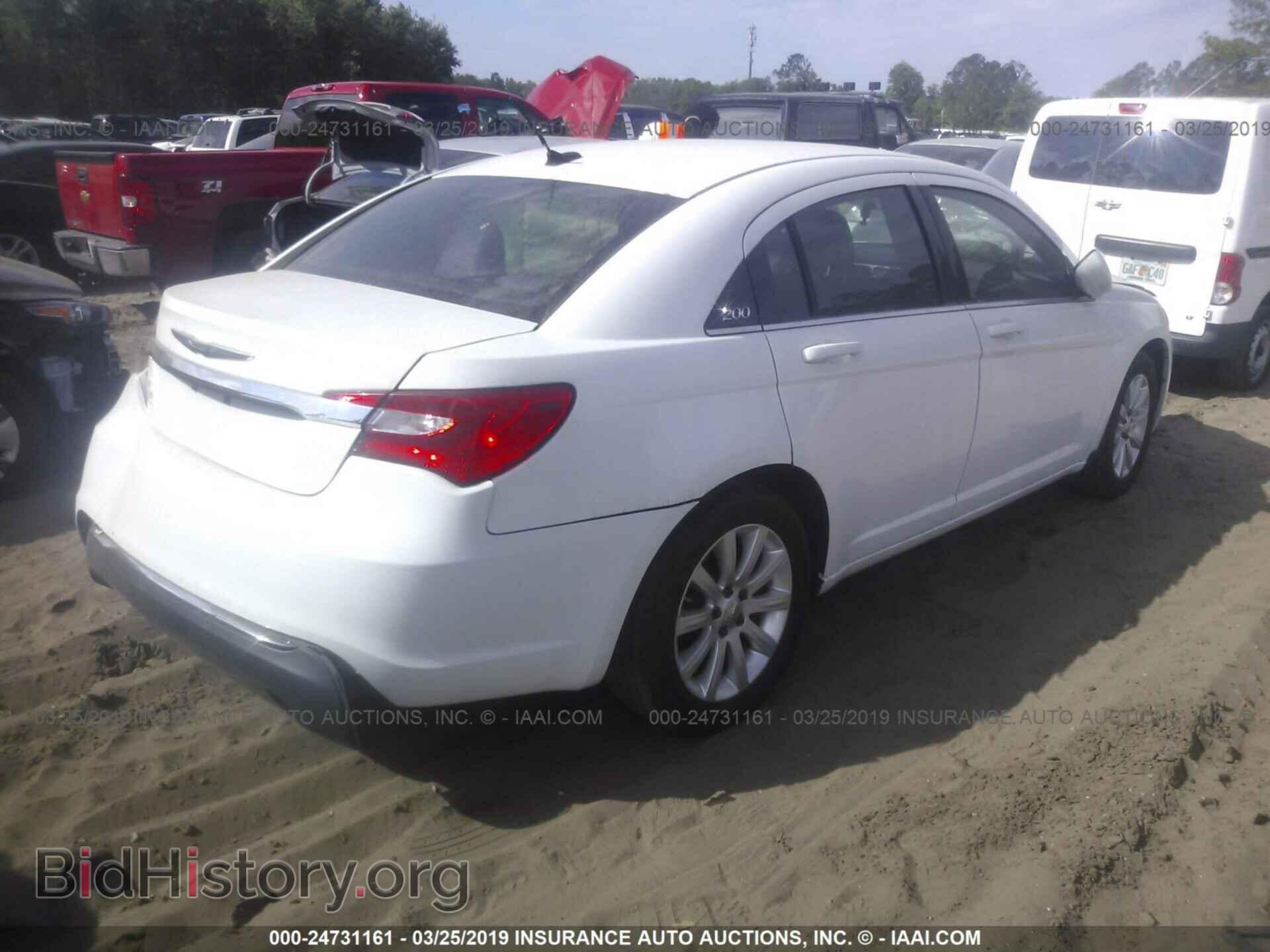 2013 CHRYSLER 200 - VIN: 1C3CCBBB9DN501643 - Photo 4