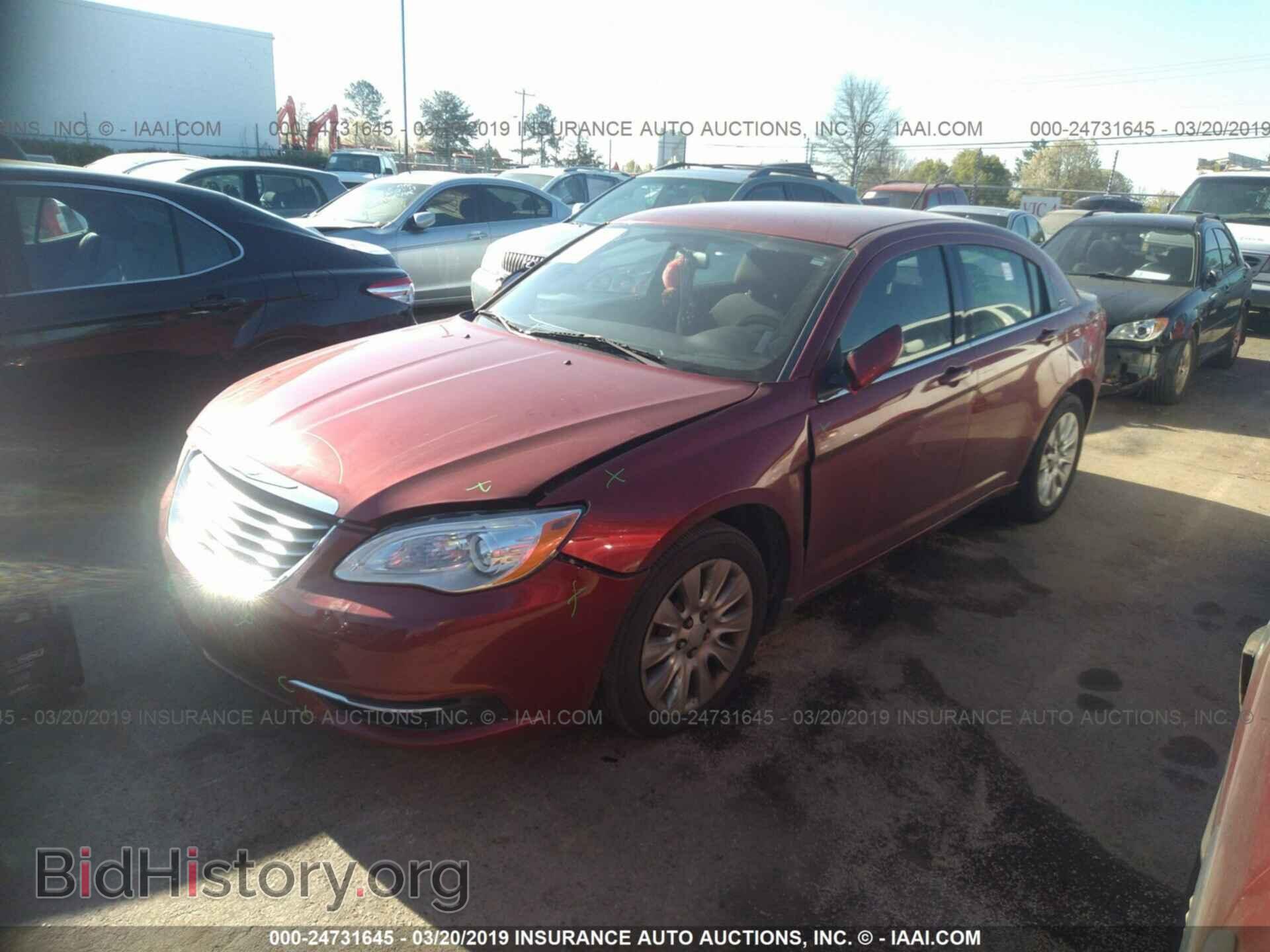 2012 CHRYSLER 200 - VIN: 1C3CCBAB0CN330653 - Фото 2