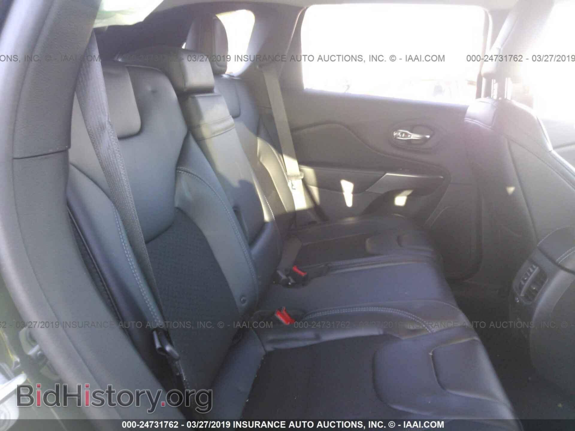 2019 JEEP CHEROKEE - VIN: 1C4PJLLB6KD358466 - Фото 8