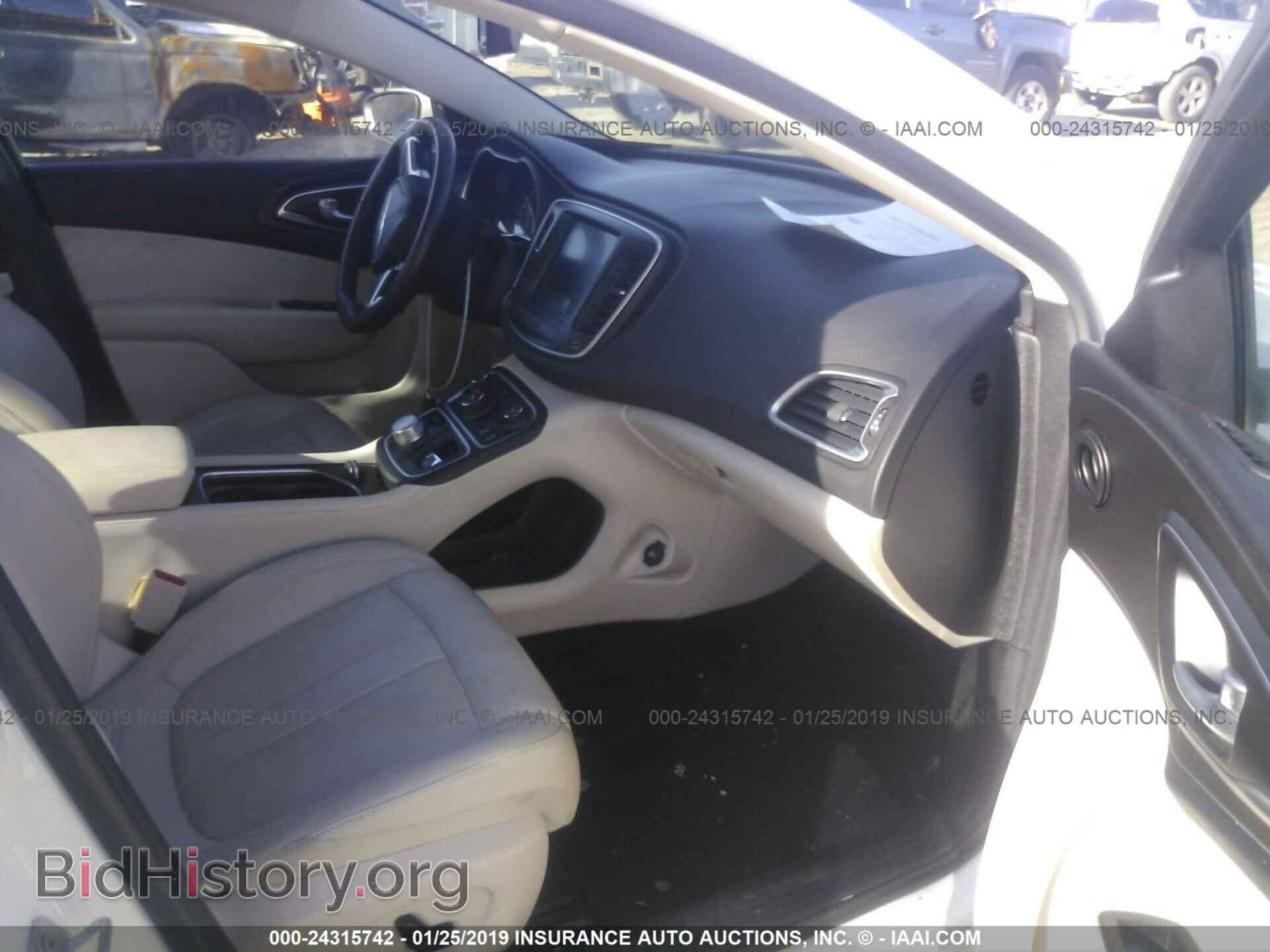 2016 CHRYSLER 200 - VIN: 1C3CCCAB2GN177561 - Фото 5