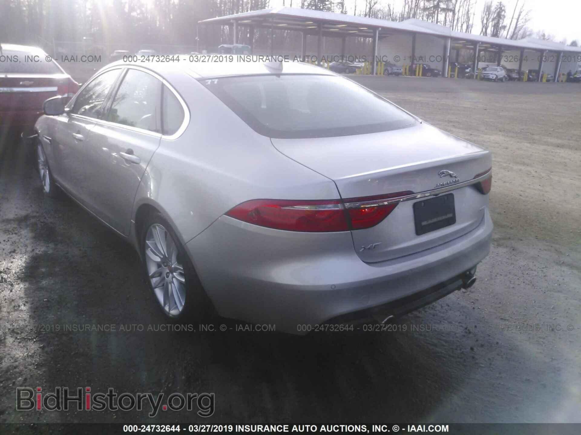 2017 JAGUAR XF - VIN: SAJBE4BVXHCY31365 - Фото 3