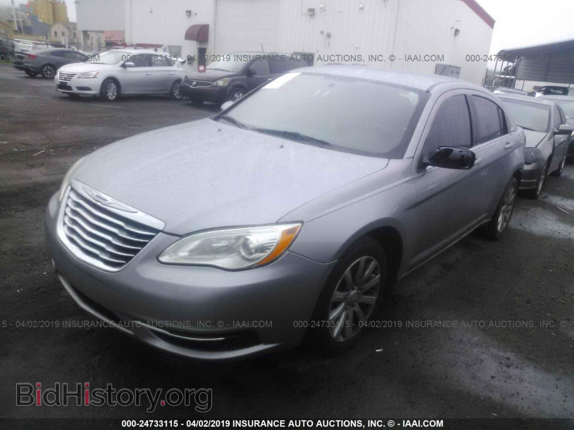 2013 CHRYSLER 200 - VIN: 1C3CCBBB9DN596978 - Photo 2