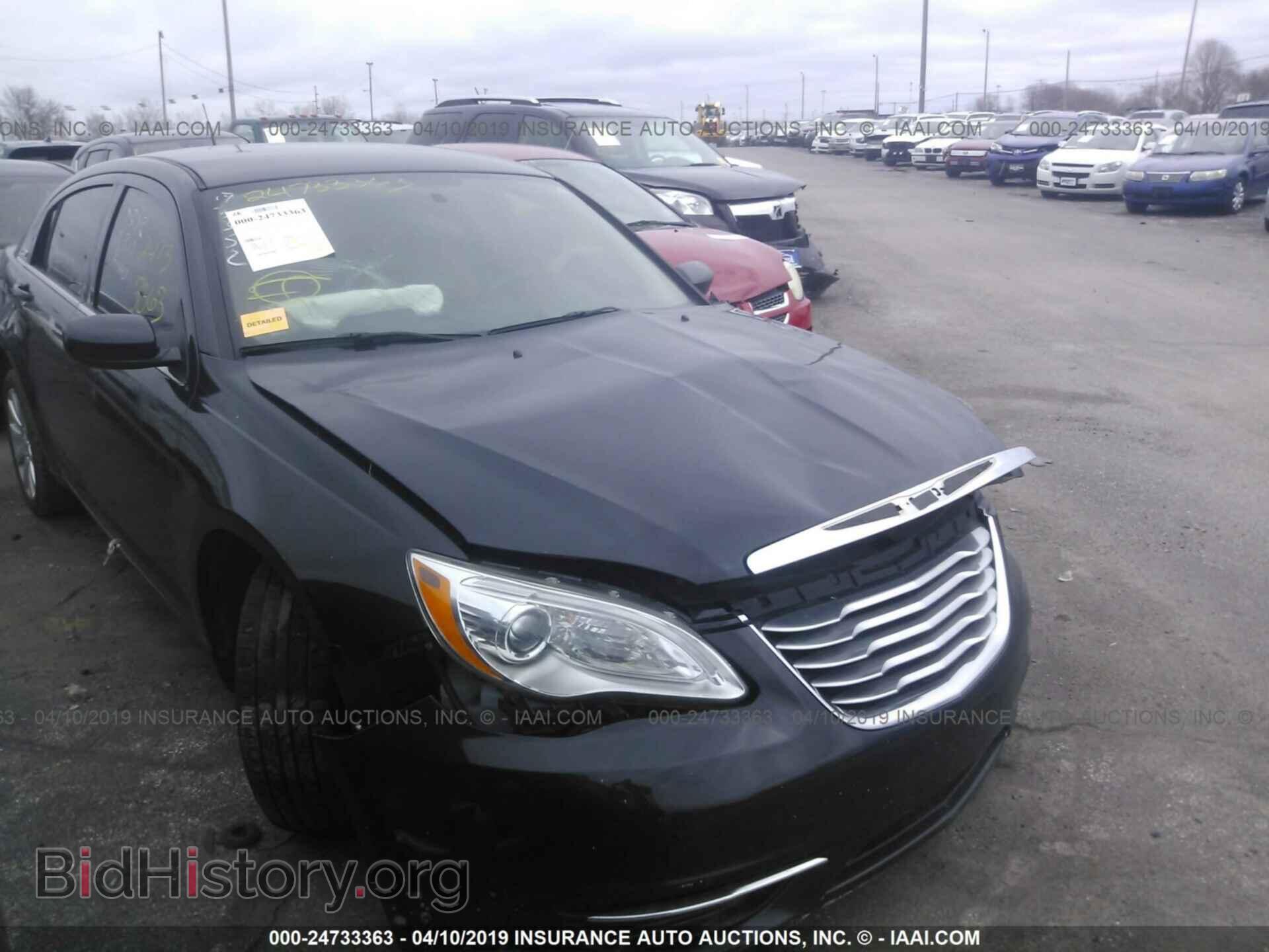 Photo 1C3BC1FGXBN512031 - CHRYSLER 200 2011