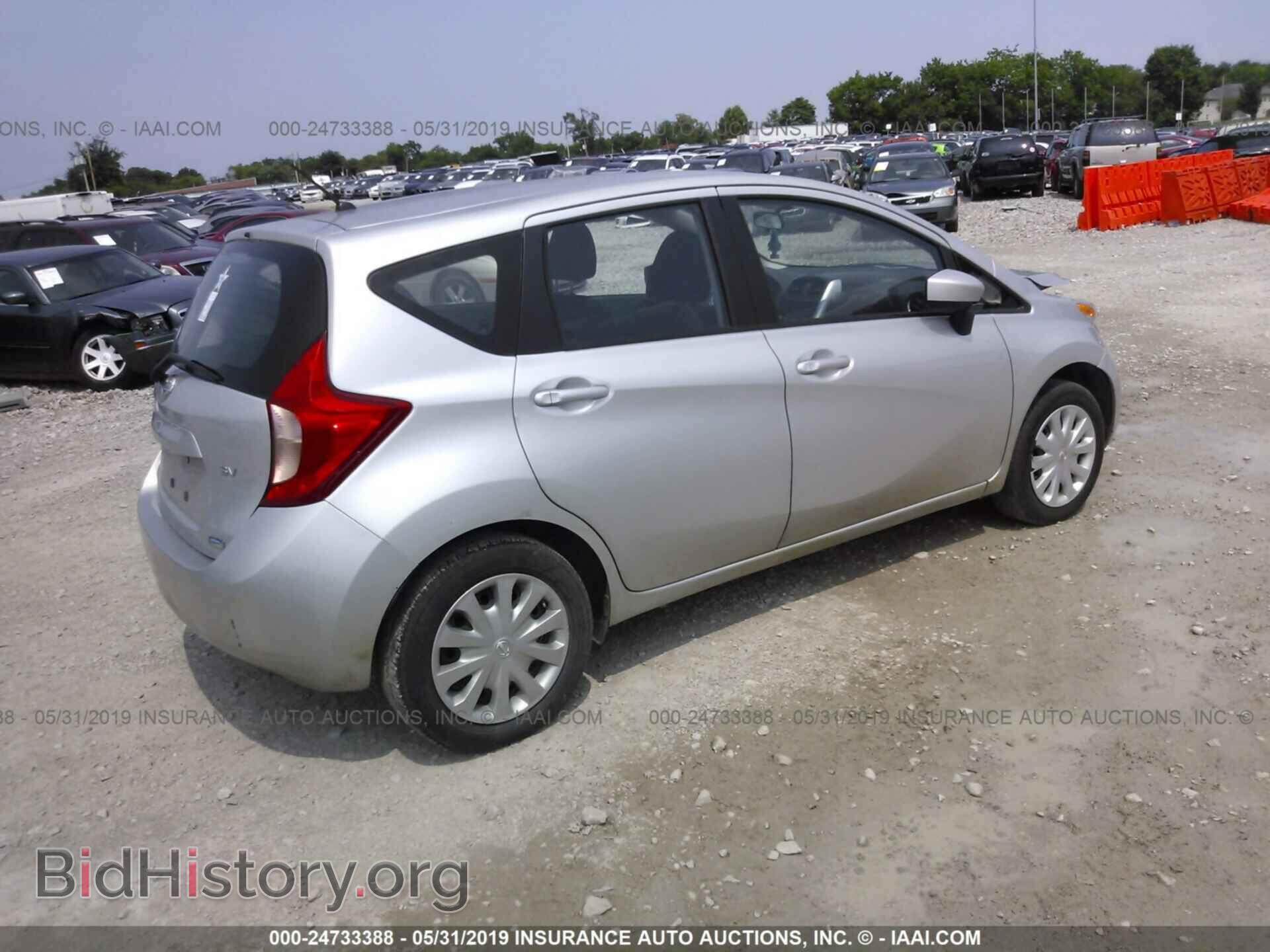 2015 NISSAN VERSA NOTE - VIN: 3N1CE2CP8FL422552 - Фото 4