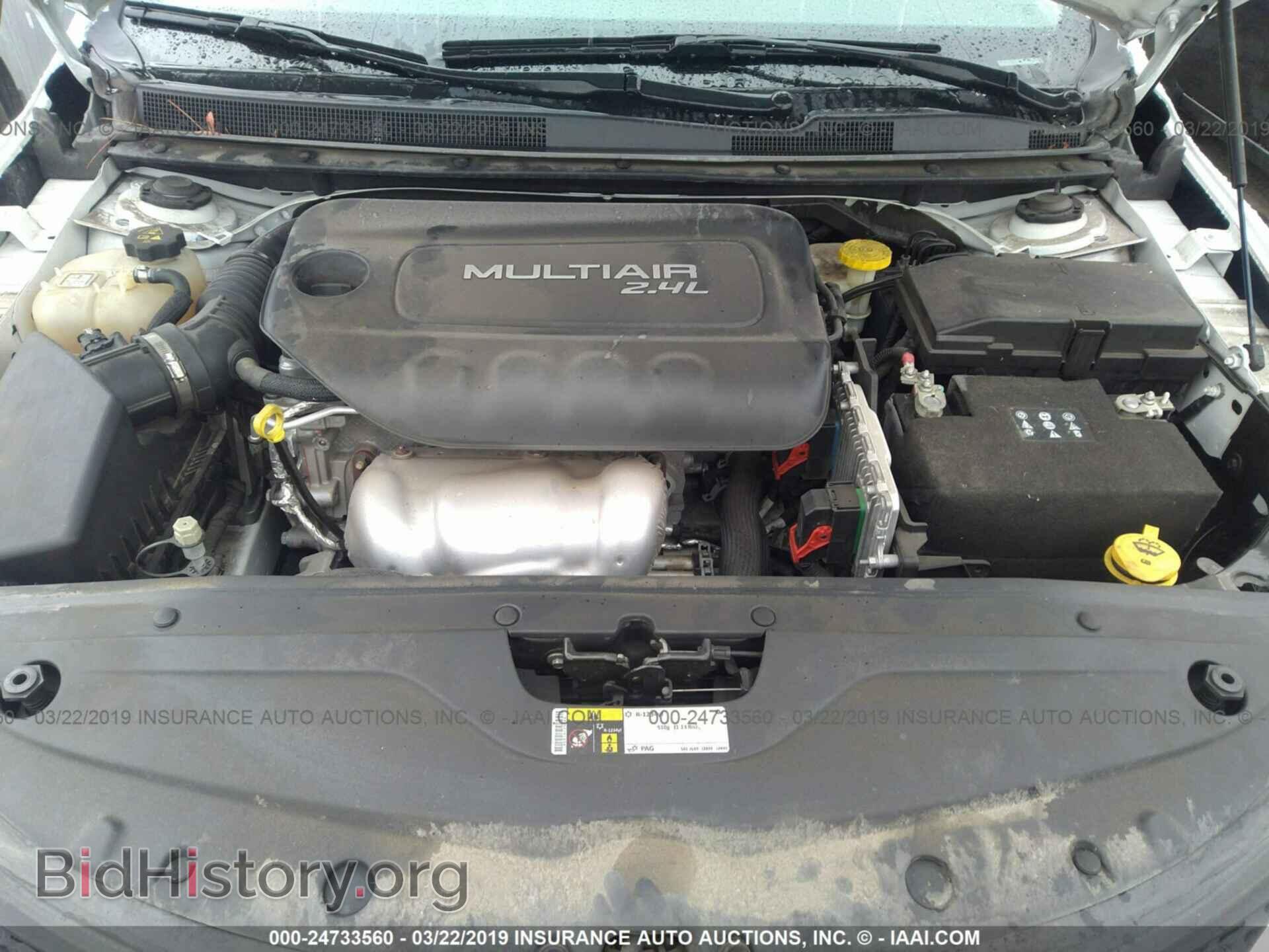2015 CHRYSLER 200 - VIN: 1C3CCCABXFN590133 - Фото 10