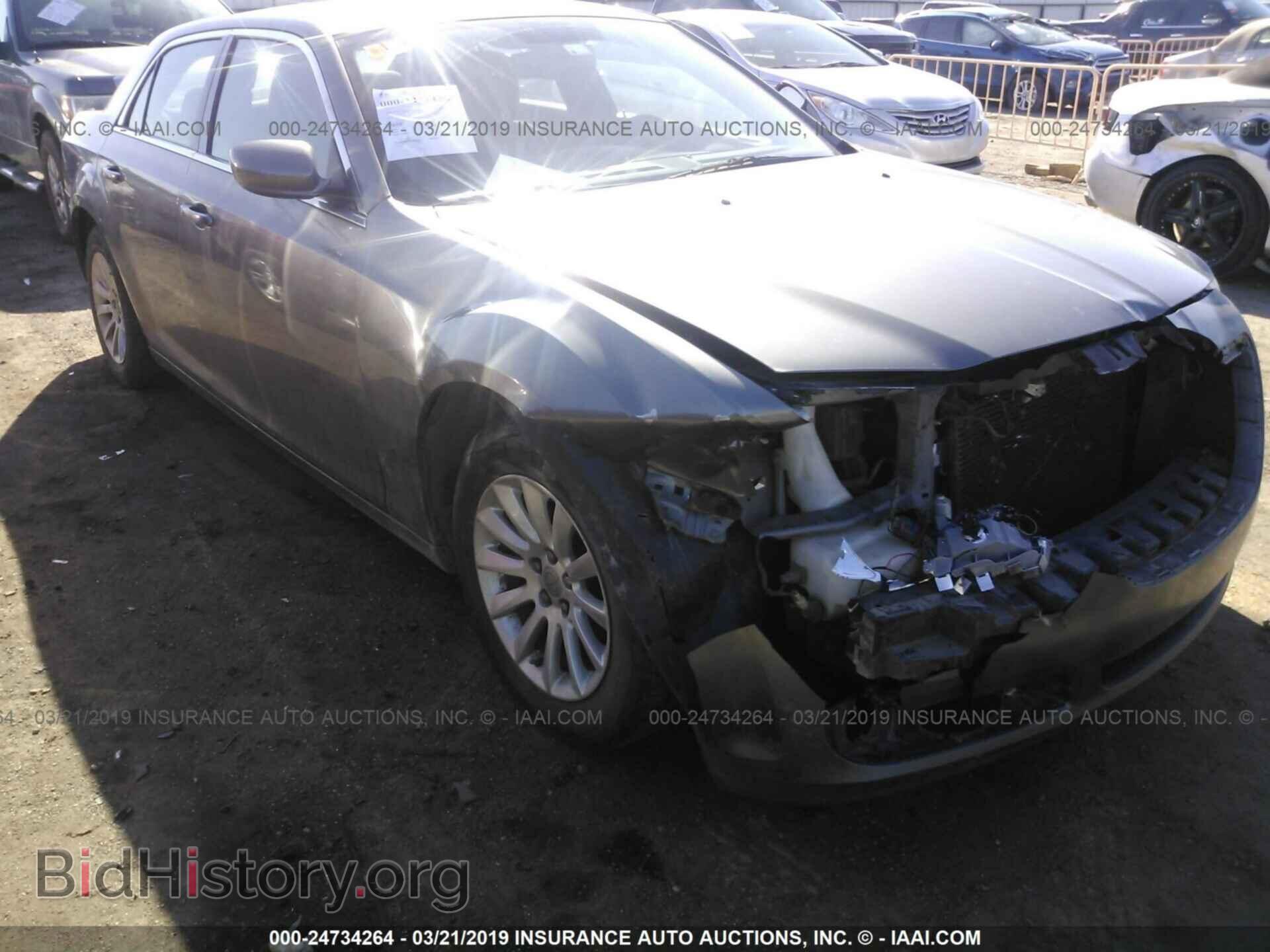 Фотография 2C3CCAAG5CH116613 - CHRYSLER 300 2012