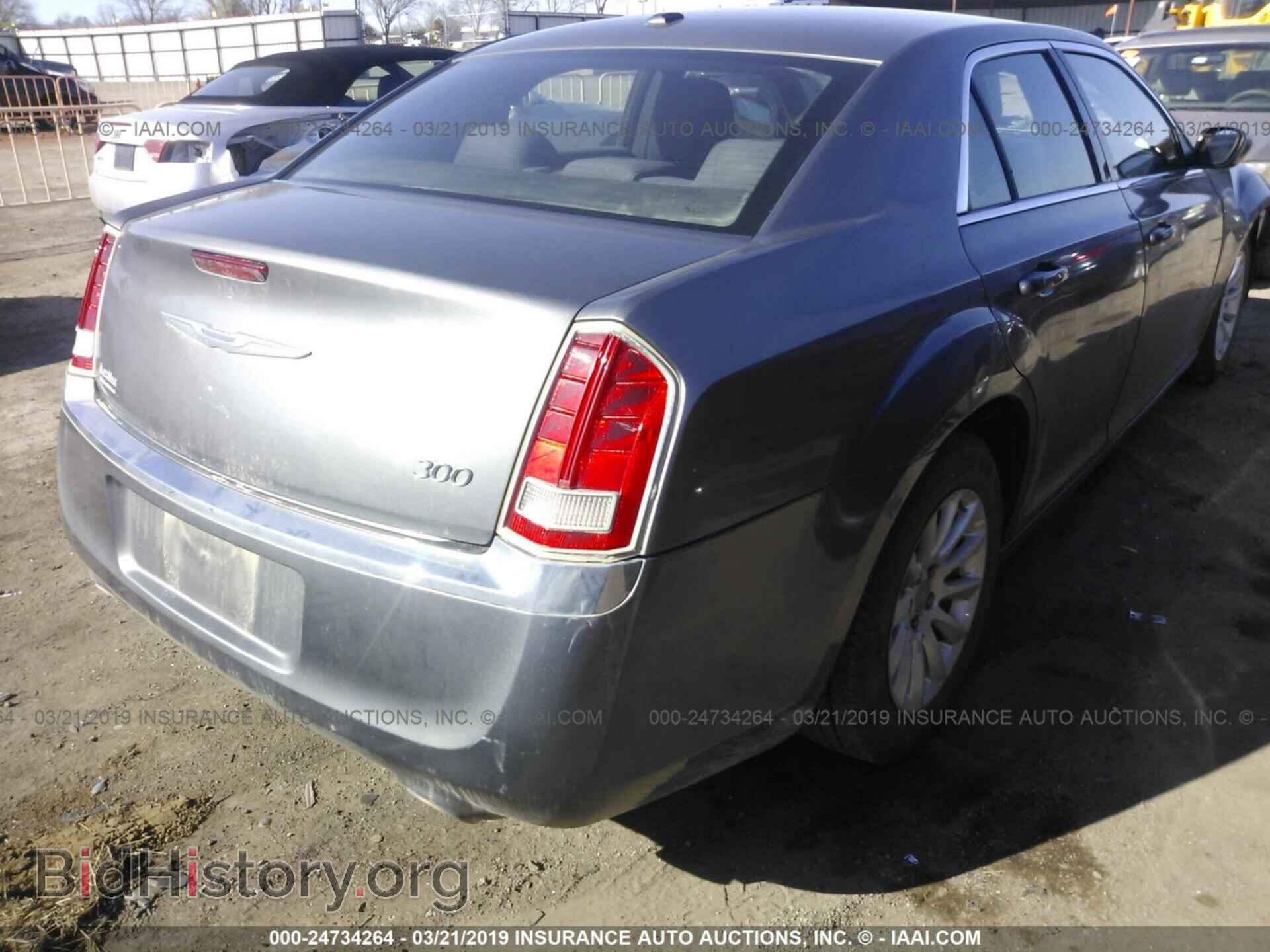 2012 CHRYSLER 300 - VIN: 2C3CCAAG5CH116613 - Фото 4