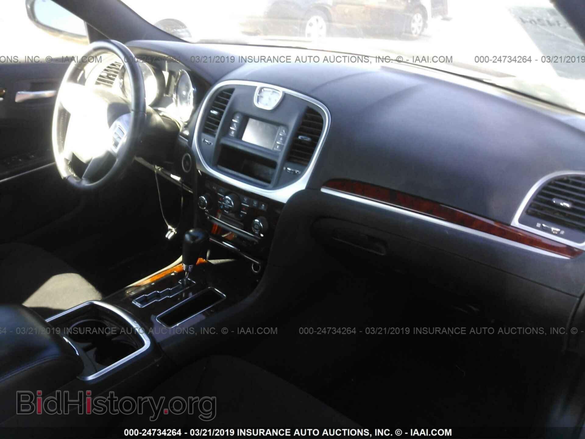 2012 CHRYSLER 300 - VIN: 2C3CCAAG5CH116613 - Фото 5