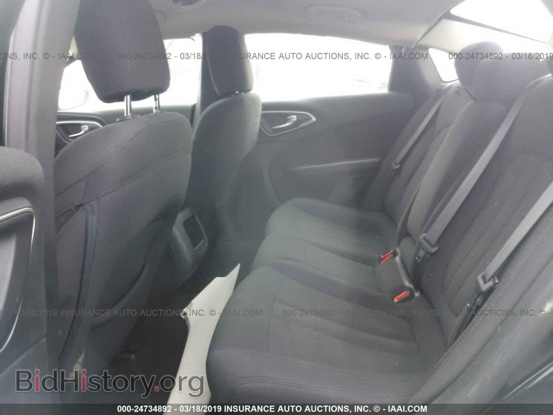 2015 CHRYSLER 200 - VIN: 1C3CCCFB1FN624355 - Photo 8
