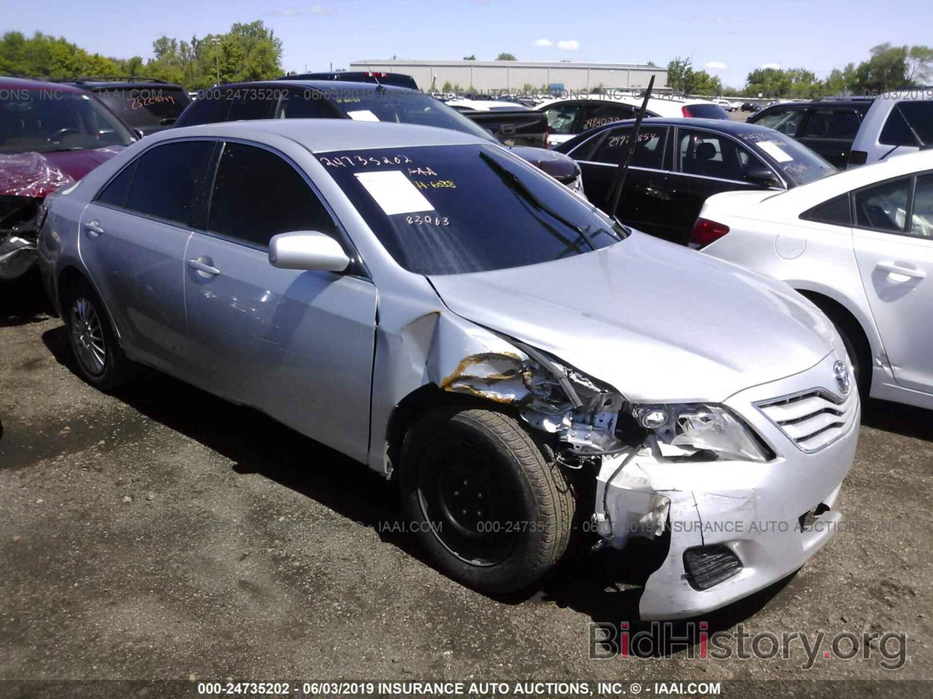 Photo 4T4BF3EK1BR163742 - TOYOTA CAMRY 2011