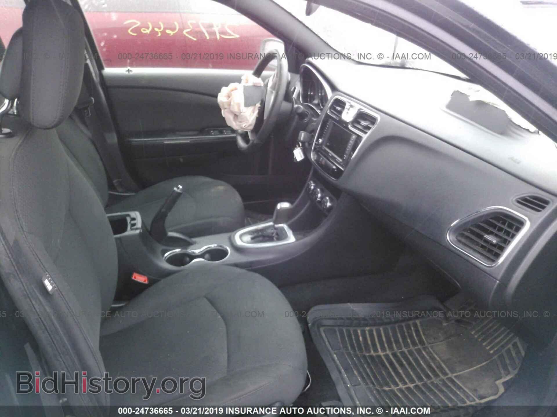 2012 CHRYSLER 200 - VIN: 1C3CCBBB8CN164722 - Фото 5