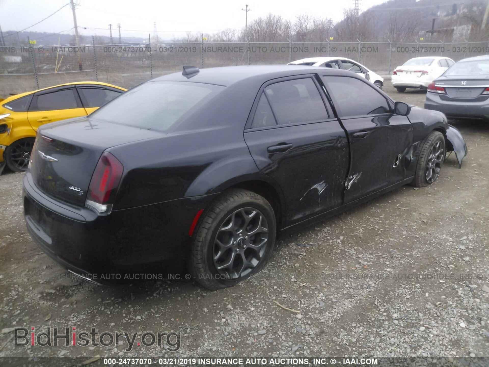 2017 CHRYSLER 300 - VIN: 2C3CCAGG7HH580372 - Photo 4