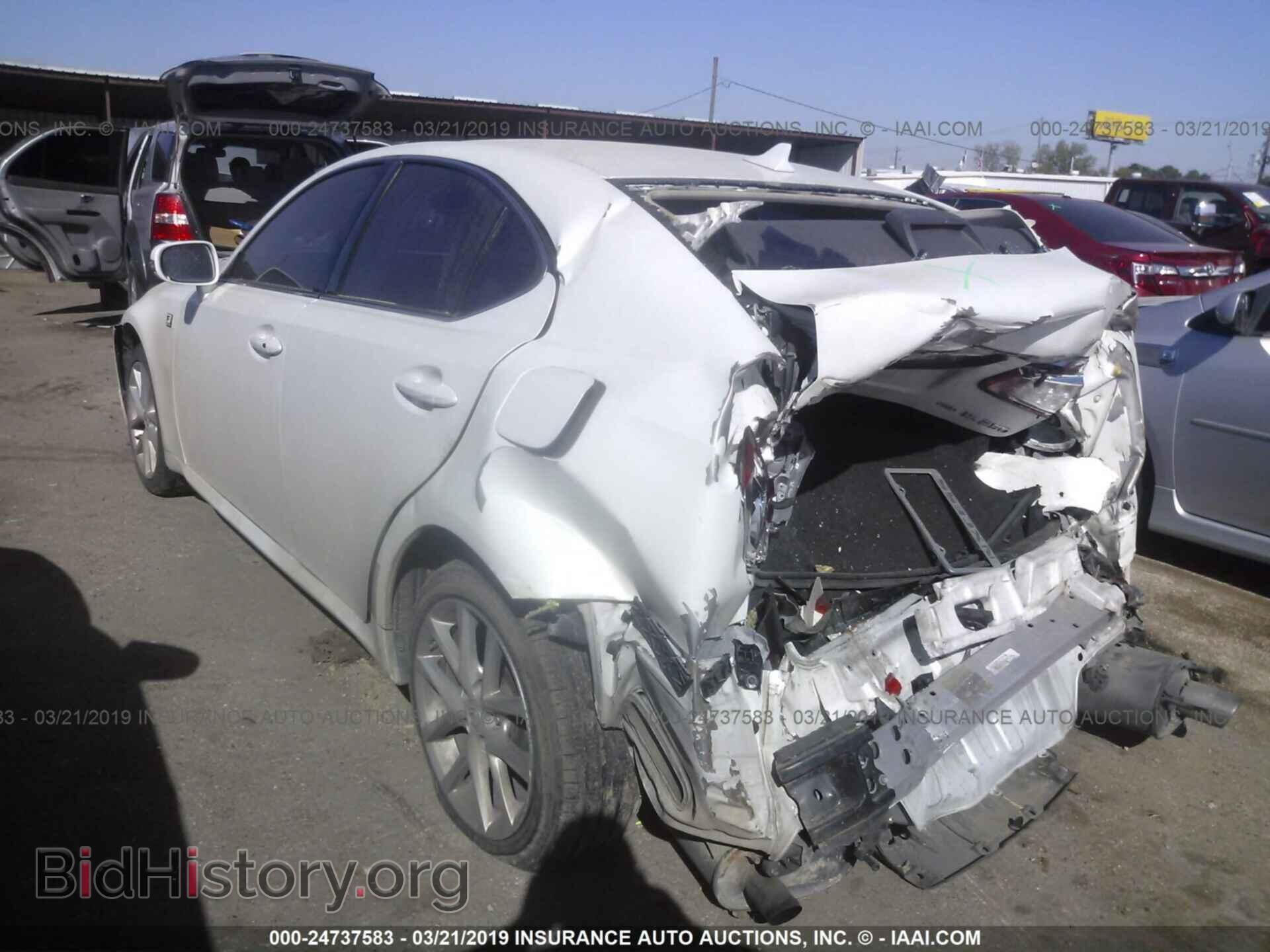 2011 LEXUS IS - VIN: JTHCF5C24B5052158 - Photo 3