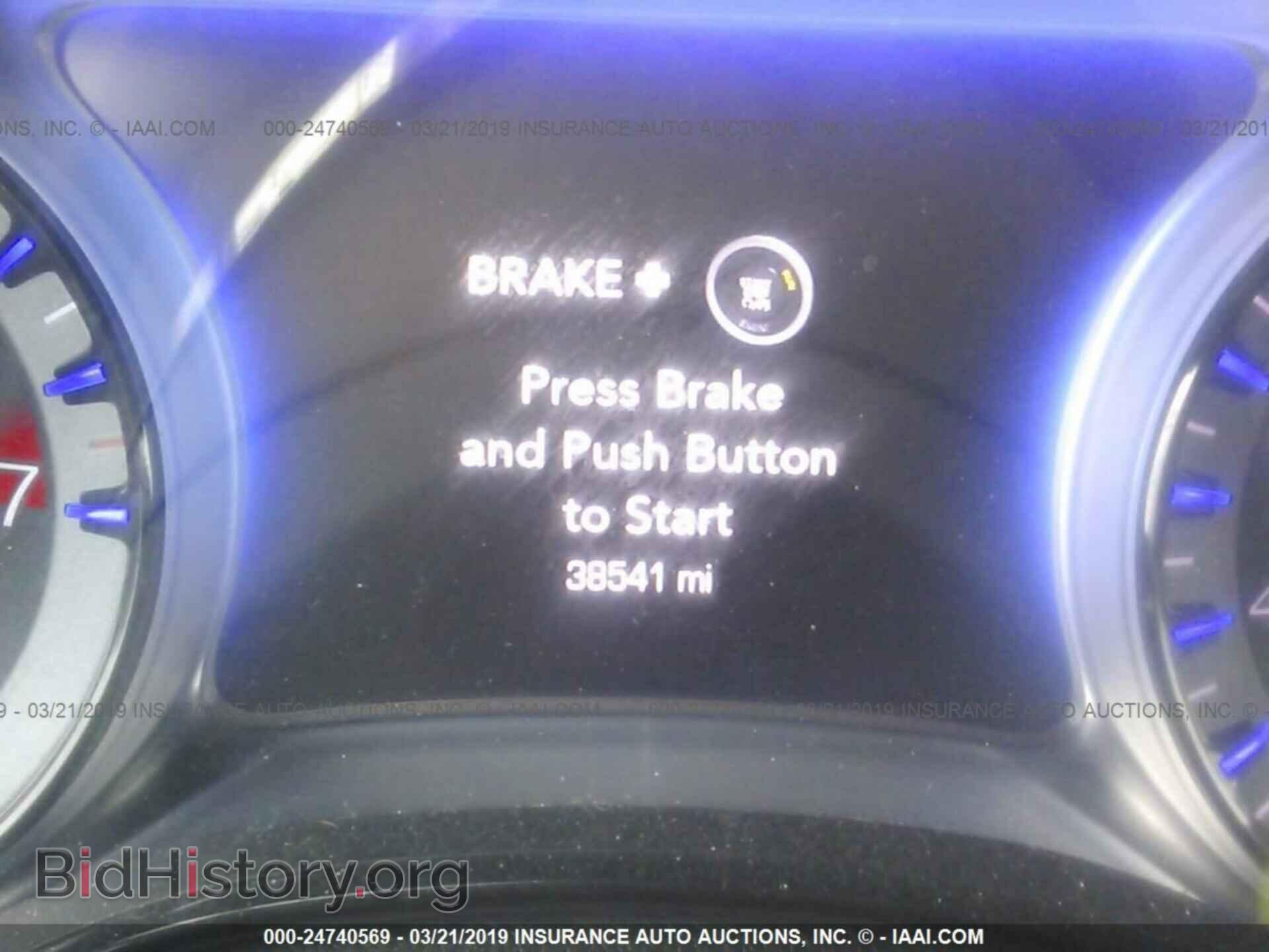 2015 CHRYSLER 300 - VIN: 2C3CCABG7FH868137 - Фото 7